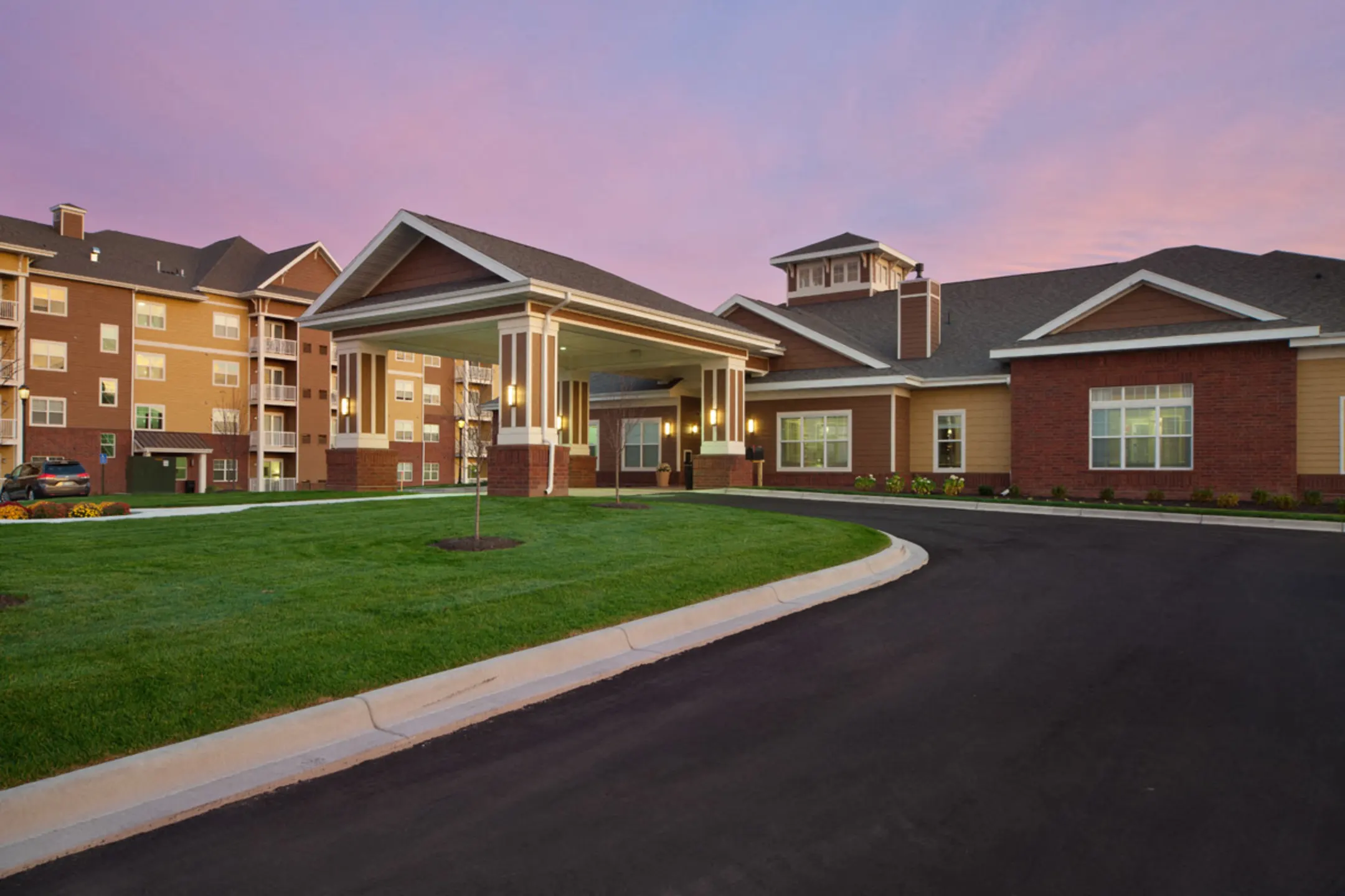 Skye at Arbor Lakes Apartments 11851 Central Park Way Maple Grove
