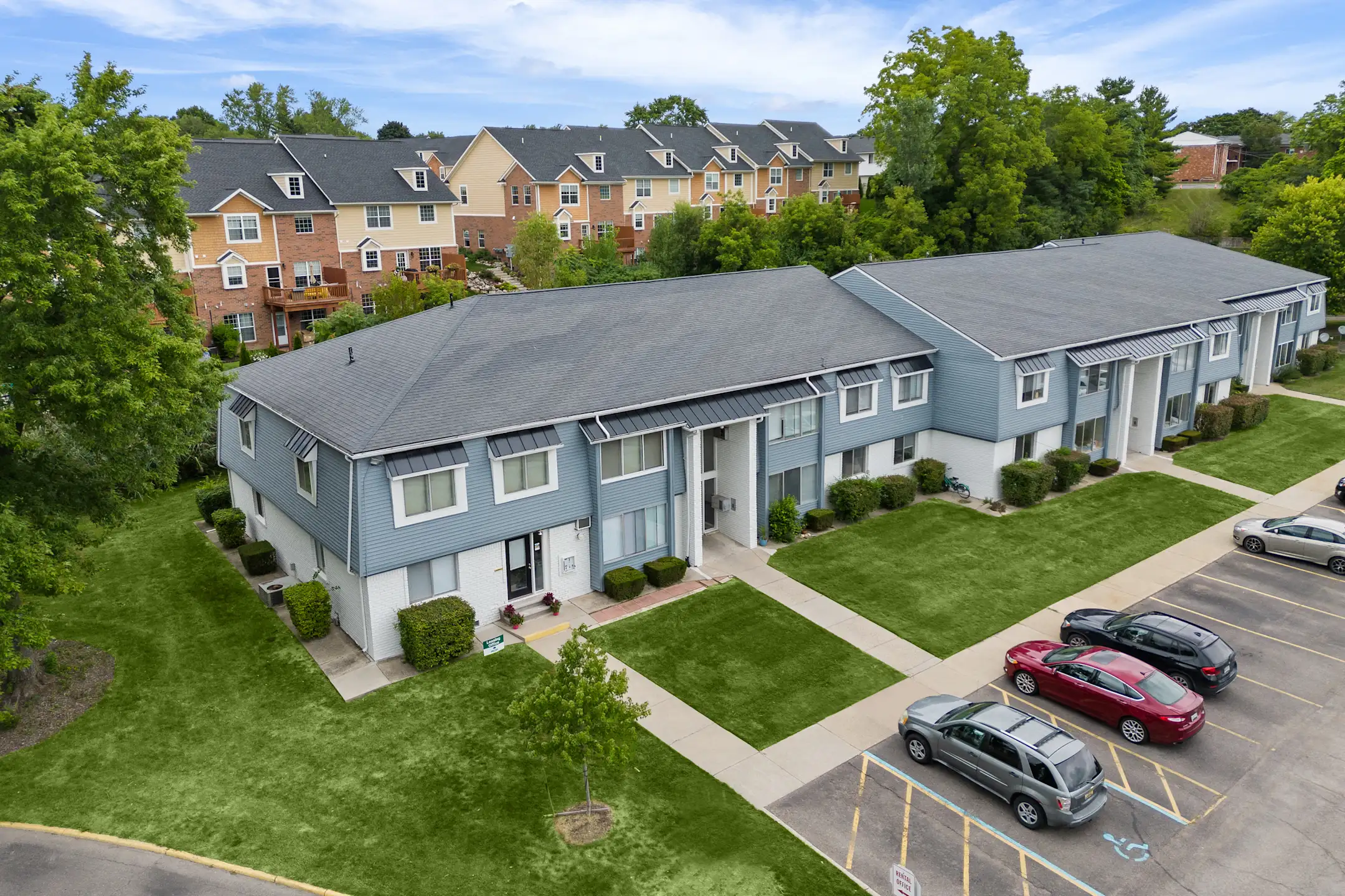 Hines Park Place Apartments Plymouth, MI 48170