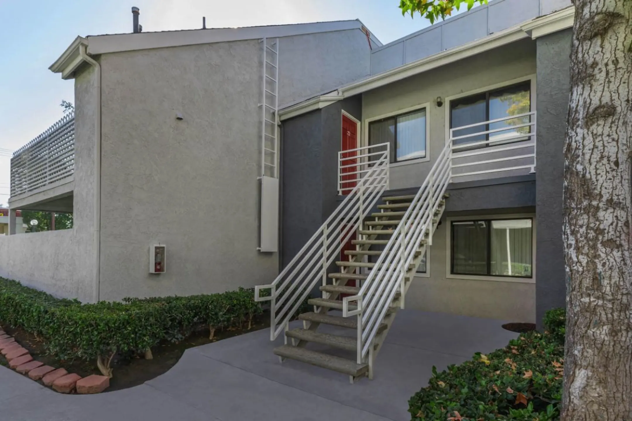 Madison Park Apartments - Riverside, CA