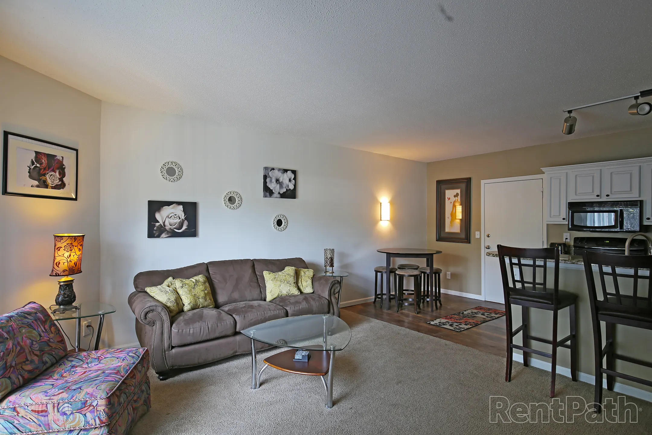 Pinegate 9002 W 64th Ter Merriam, KS Apartments for Rent Rent.