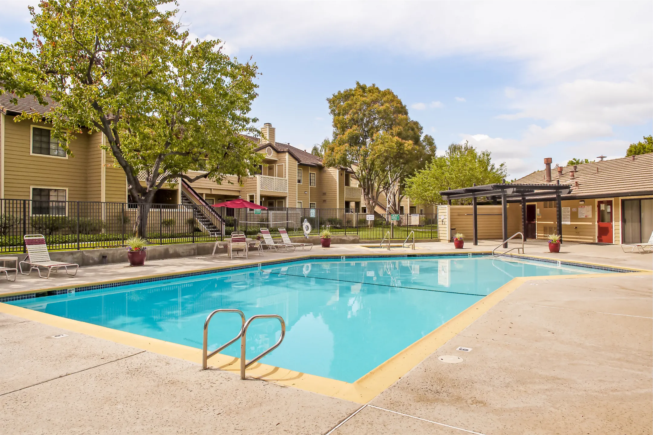 Amberwood Apartments Apartments - San Jose, CA 95131