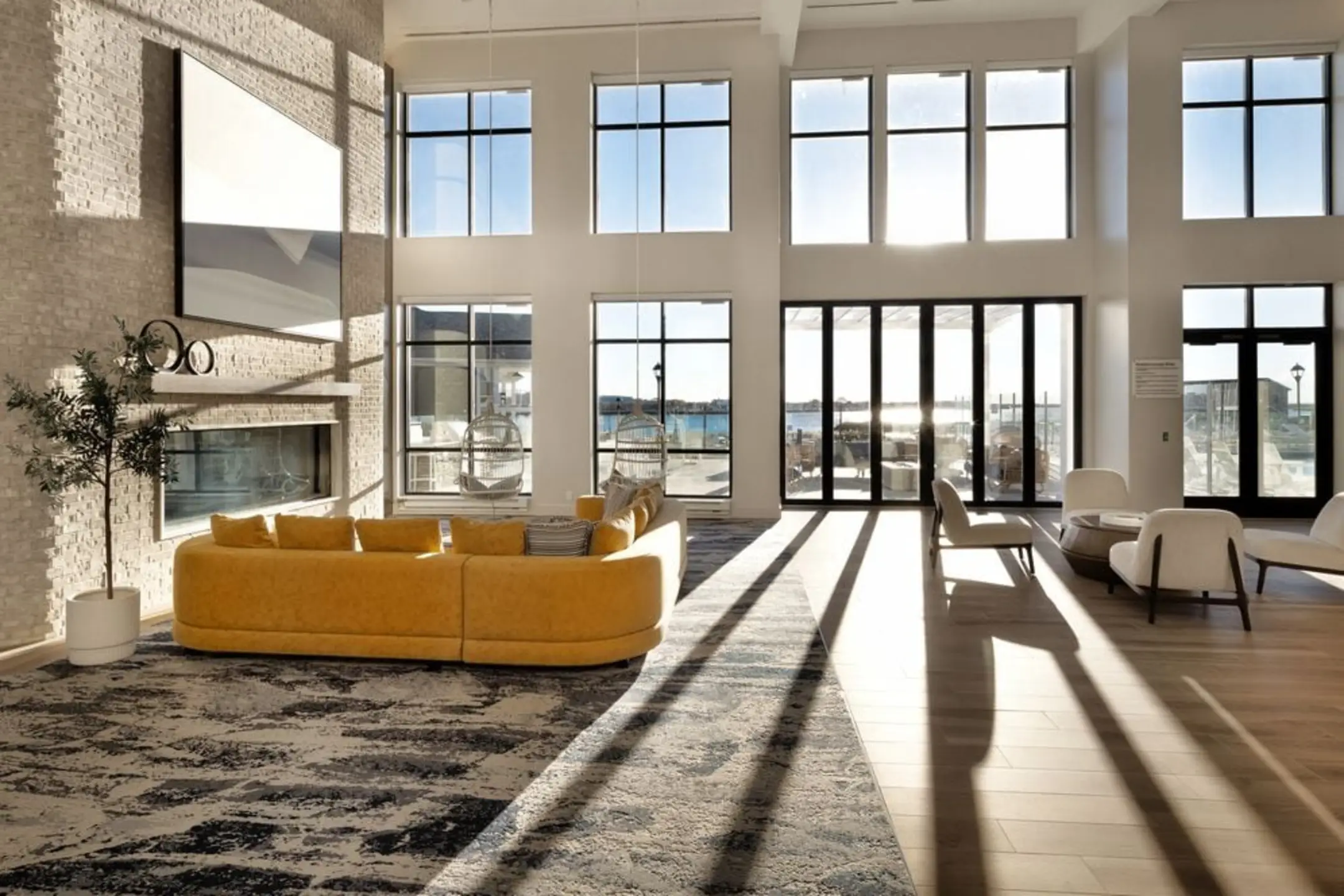 Avalon Harbor Isle Apartments Island Park, NY 11558