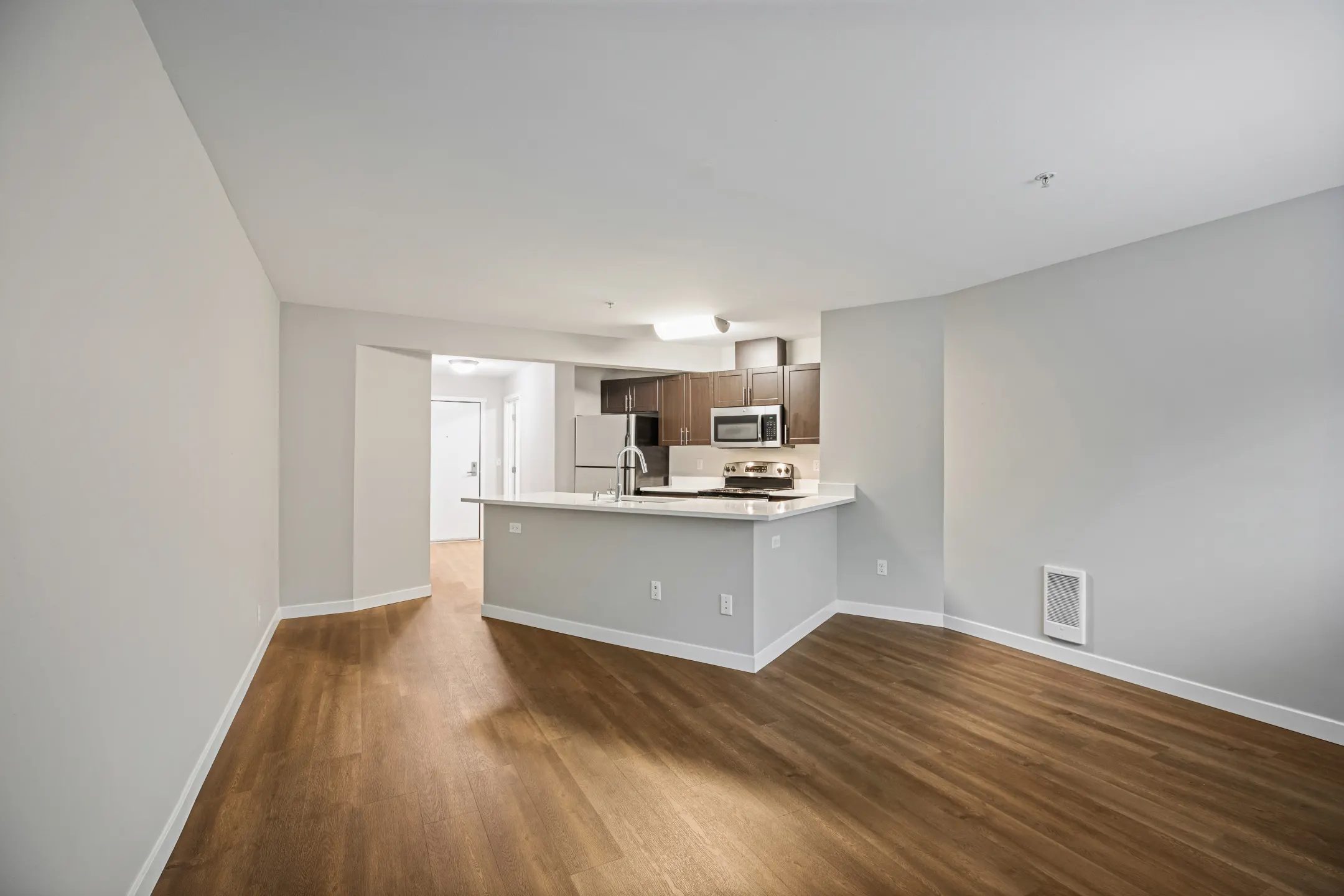 999 Hiawatha 999 Hiawatha Pl S Seattle, WA Apartments for Rent Rent.