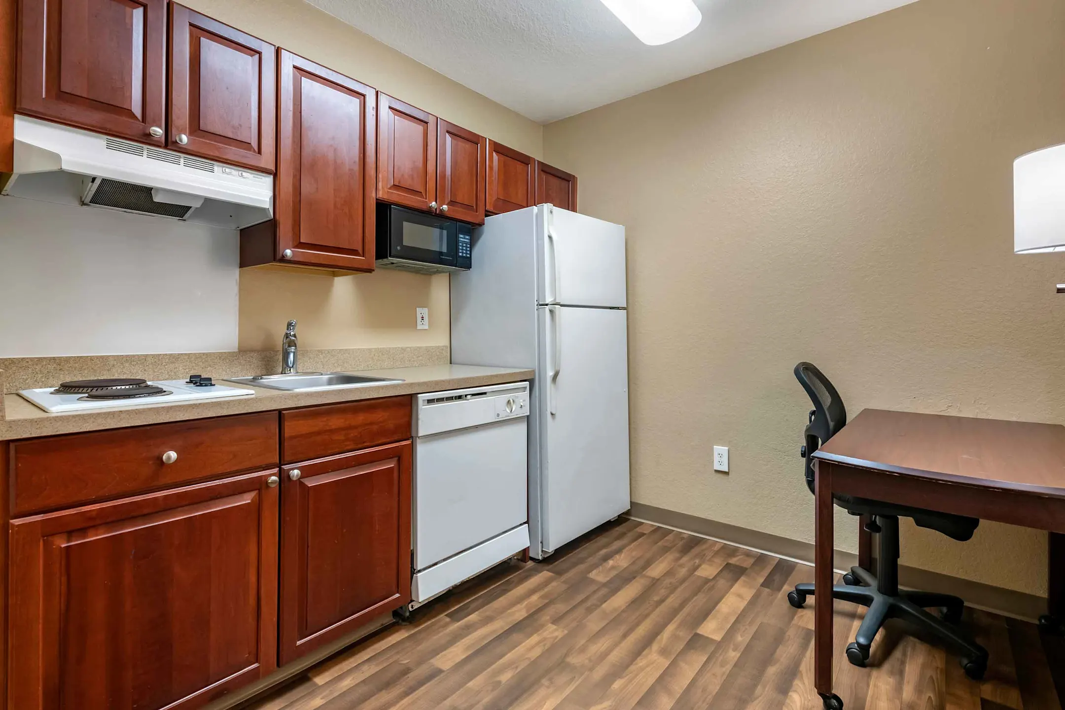 Kitchen - Furnished Studio - Orlando - Southpark - Commodity Circle - Orlando, FL