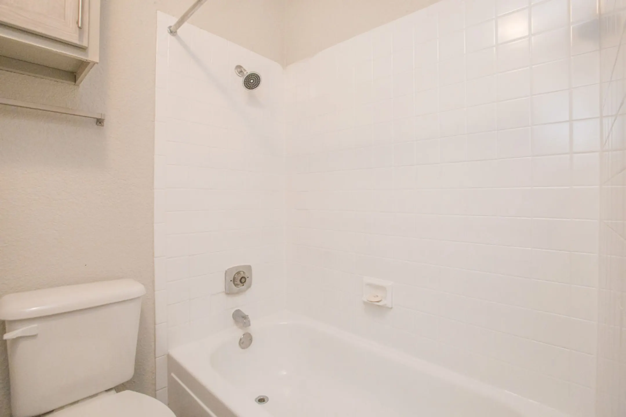 Bathroom - Elm Grove Apartments - Kingwood, TX