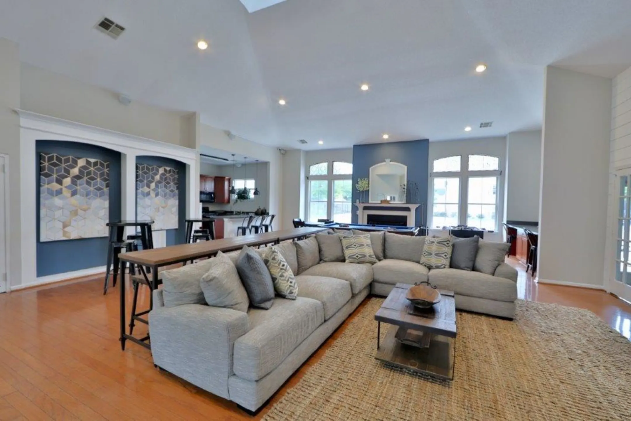 Living Room - The Apartments at Diamond Ridge - Windsor Mill, MD