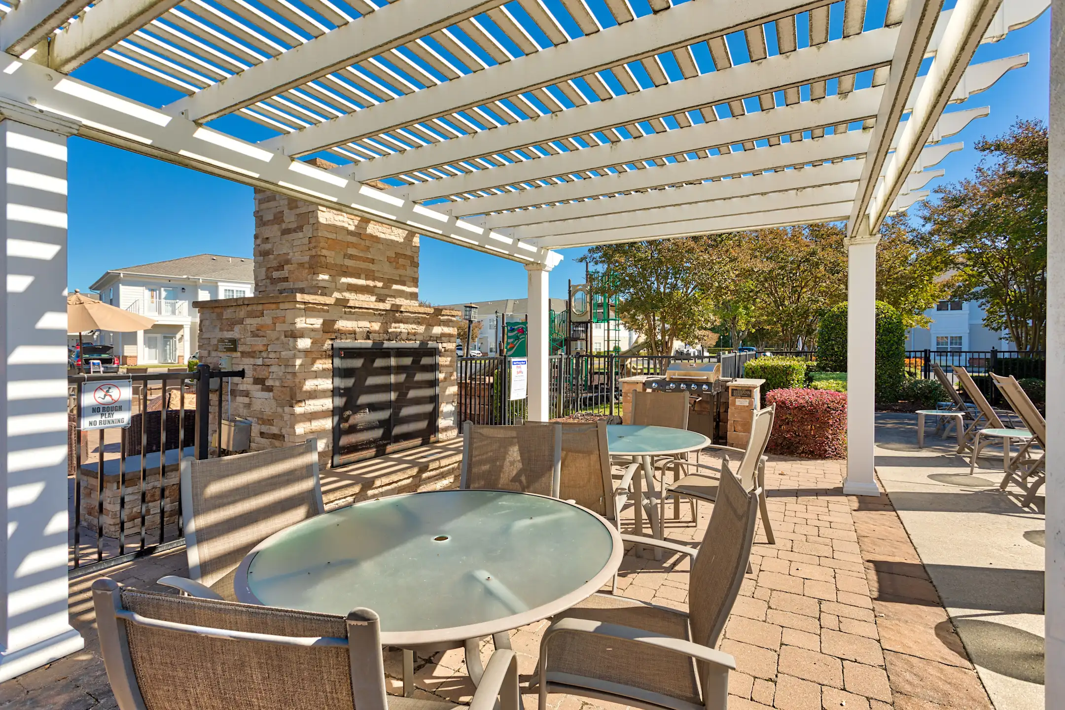 The Crossings At Red Mill 2160 Mill Crossing Dr Virginia Beach, VA Apartments for Rent Rent.