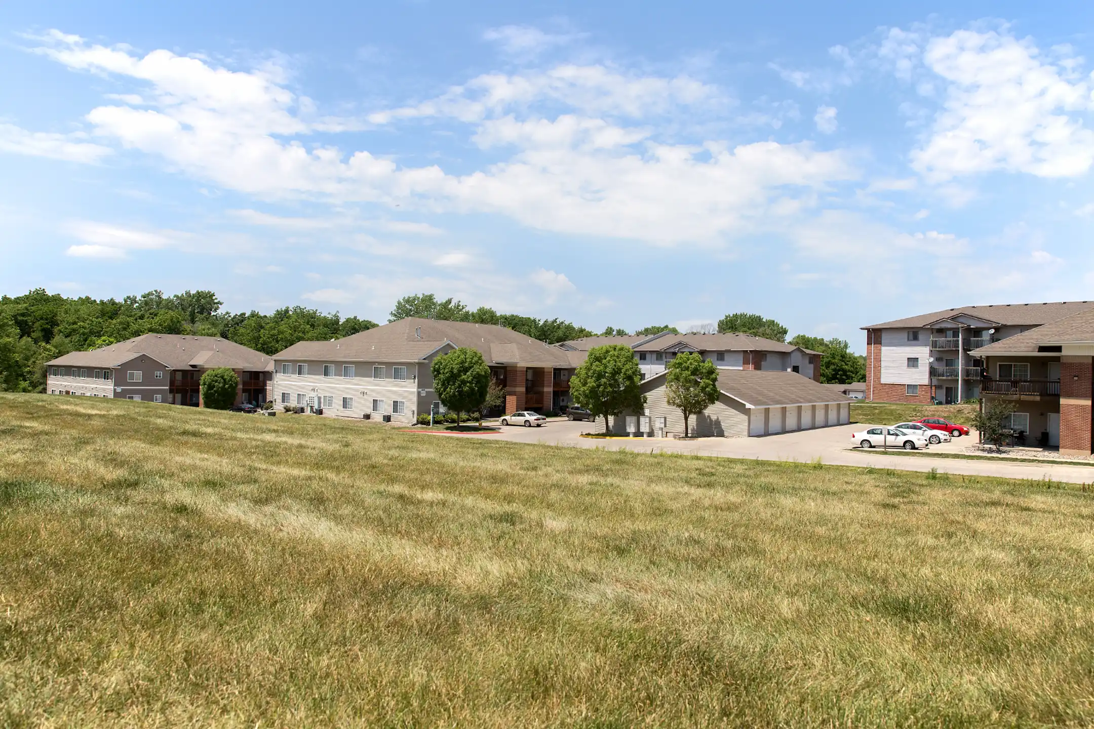 Riverwood Apartments 660 N Pleasant Hill Blvd Pleasant Hill, IA