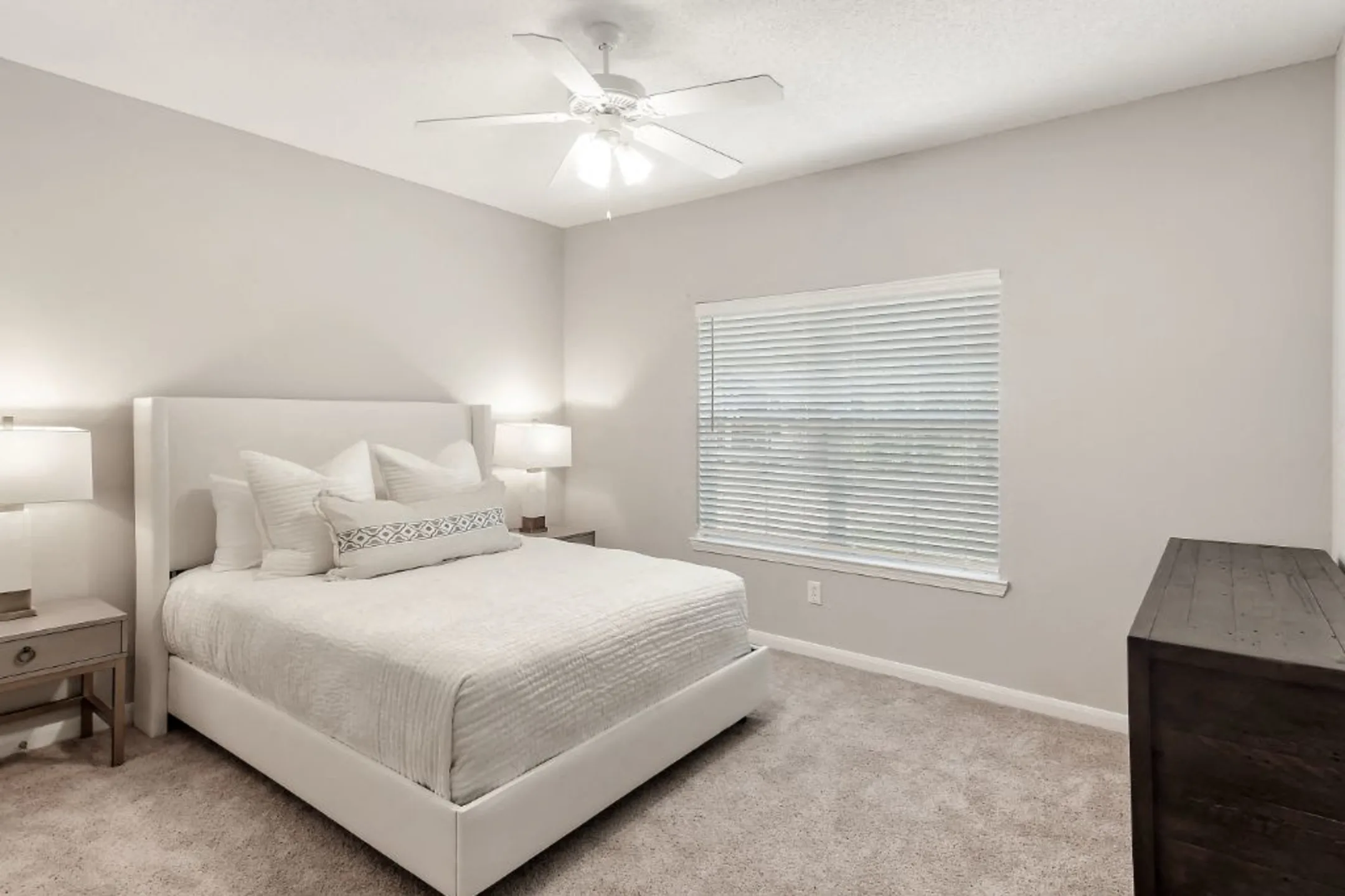 Lagniappe of Biloxi Apartment Homes 831 Cedar Lake Rd Biloxi, MS