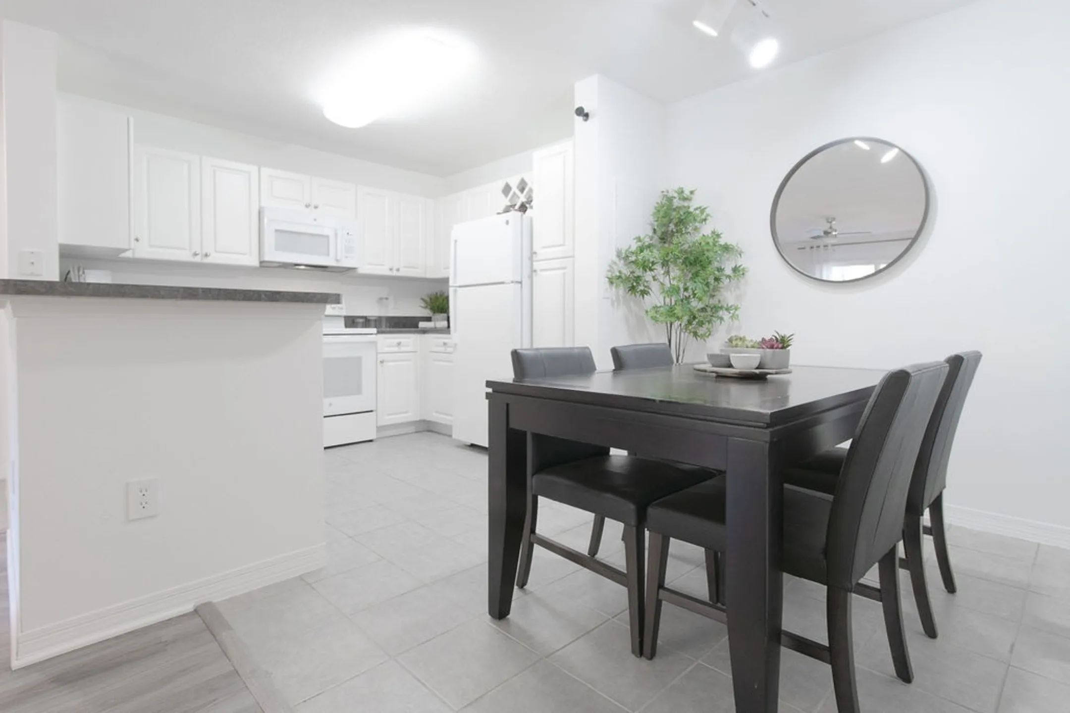 Kitchen - Bel Aire Terrace - Crestview, FL