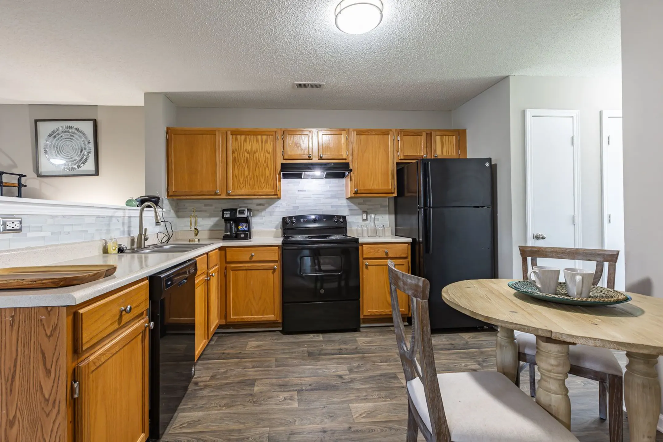 Kitchen - The Village at Brierfield - Charlotte, NC
