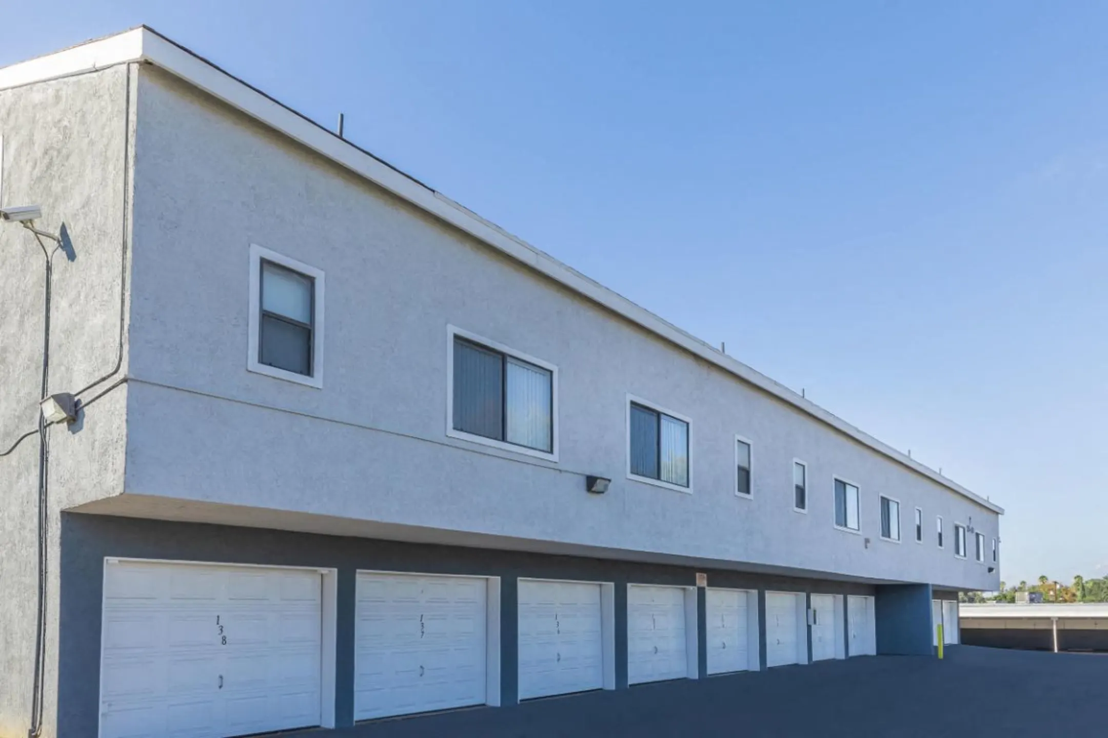 Madison Park Apartments - Riverside, CA