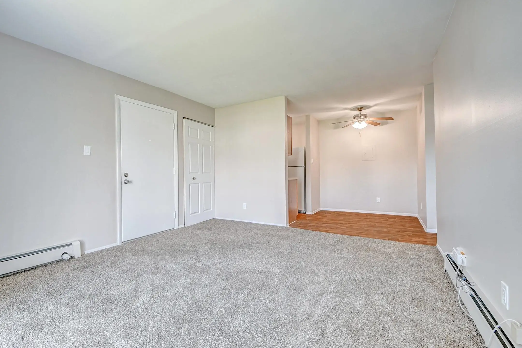 Living Room - Hidden Creek - Crown Point, IN