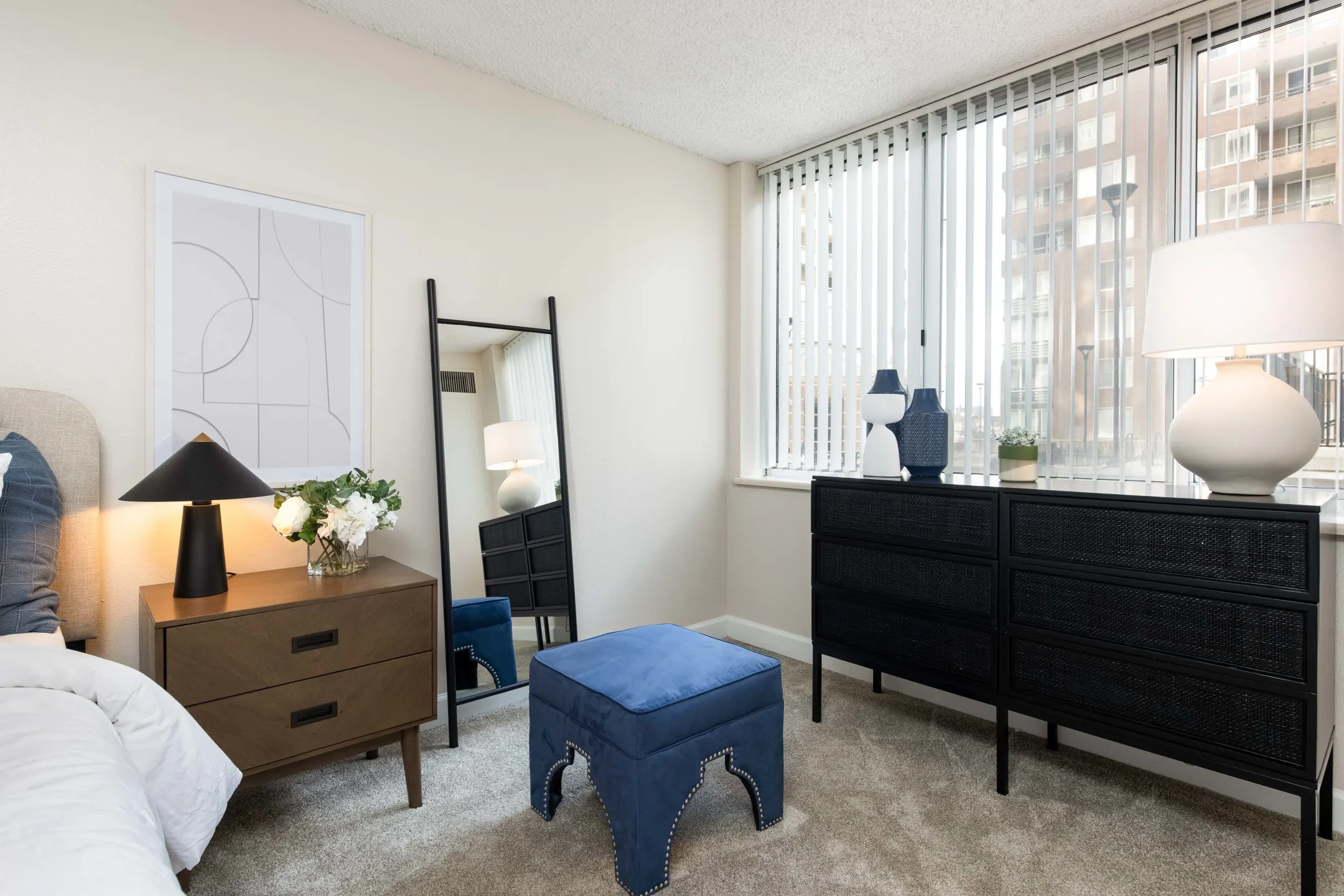 300 East Seventeenth Apartments Denver, CO 80203