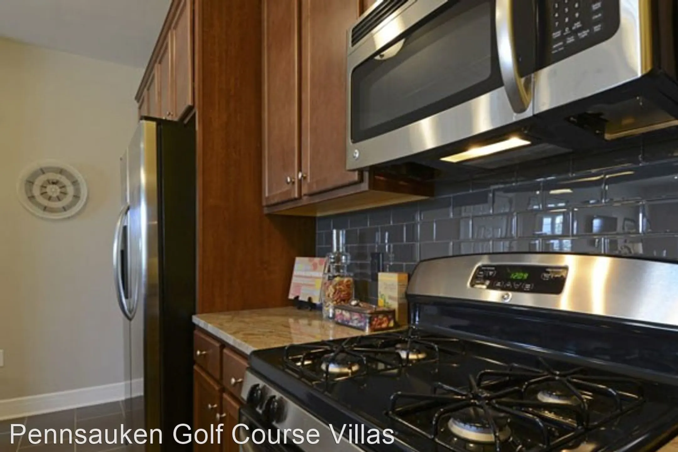 Kitchen - Pennsauken Golf Course Villas - Pennsauken, NJ
