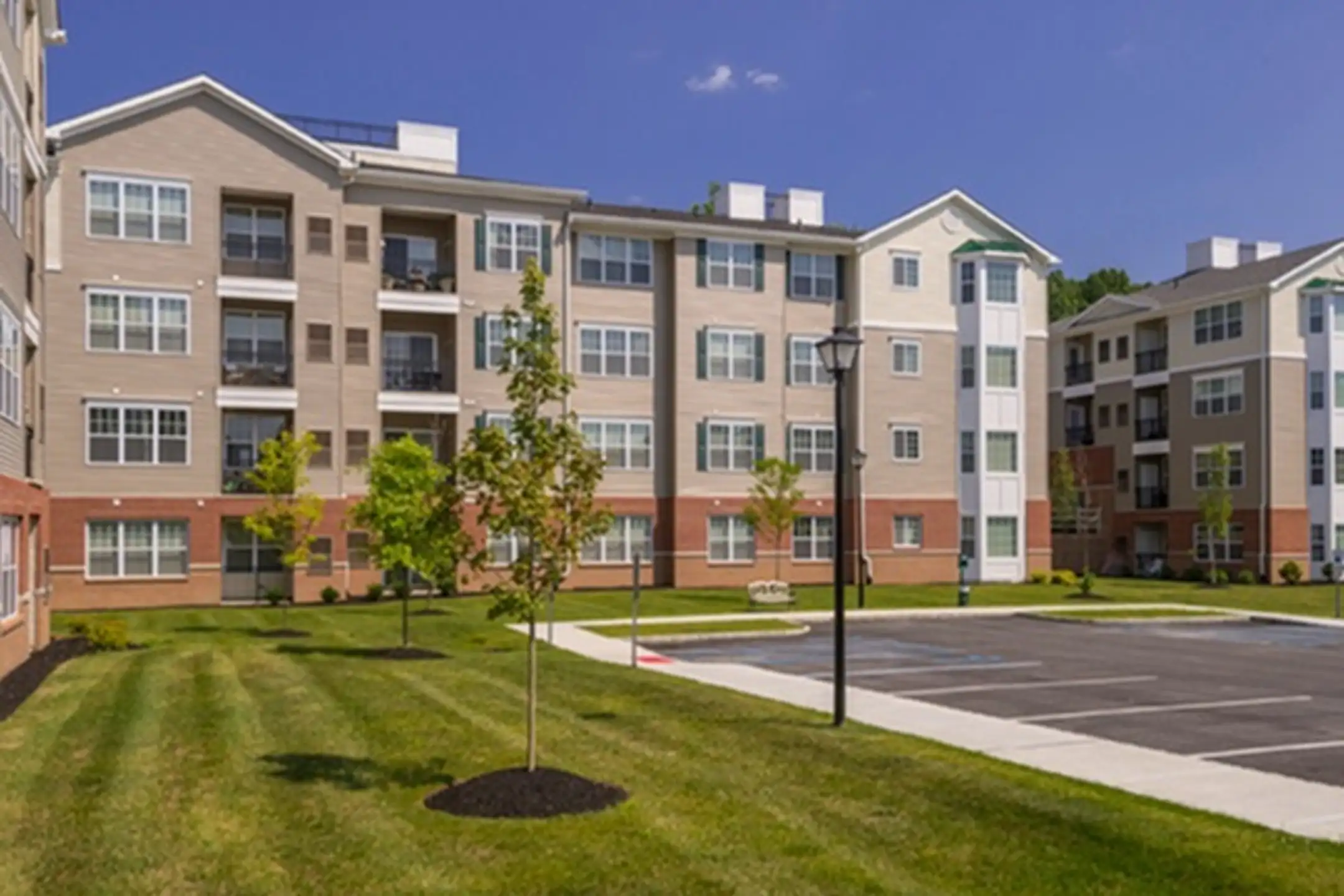 Camelot at Marlboro 98 Lukas Blvd. NJ Apartments for Rent Rent.