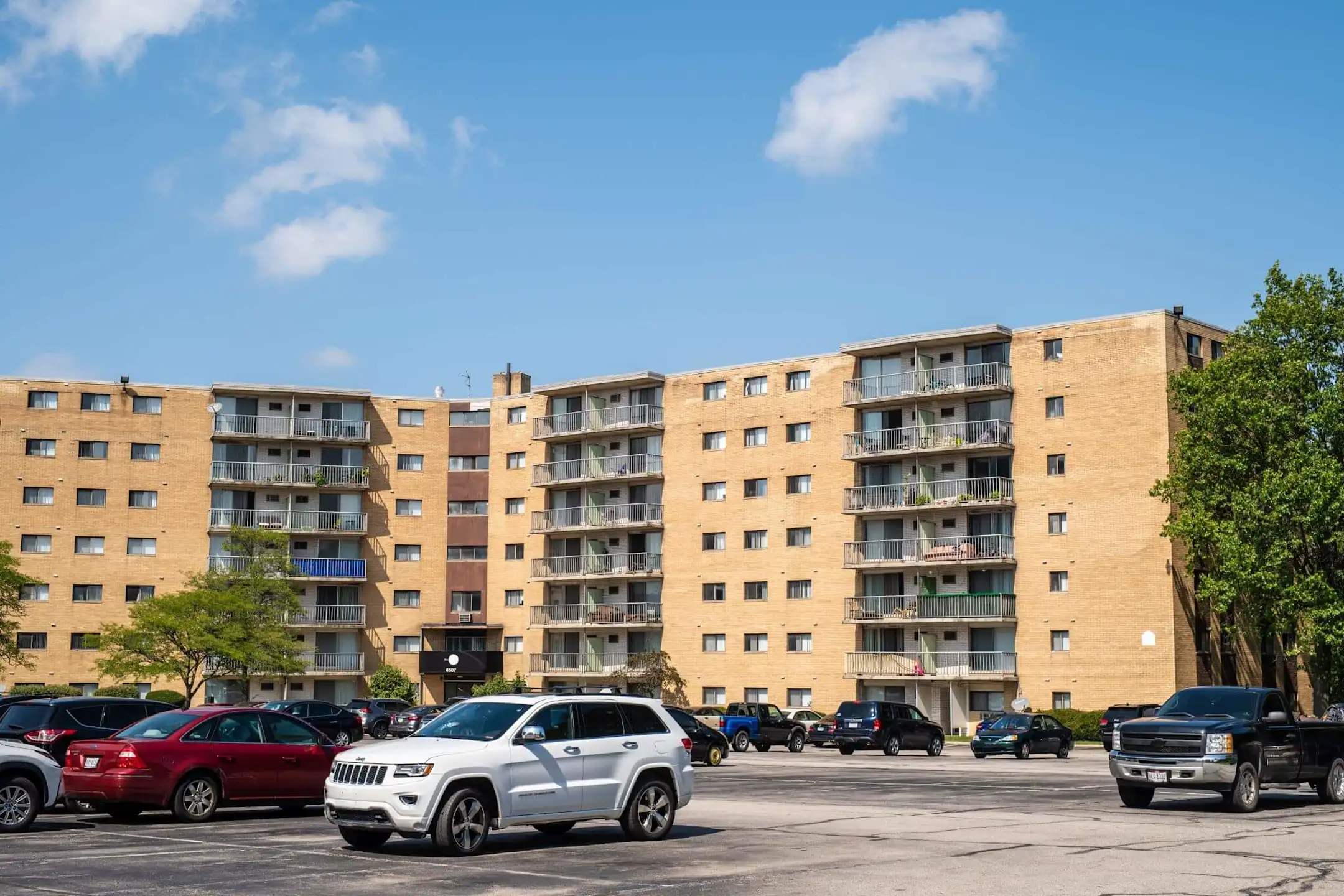 The Drake Apartments Cleveland, OH 44124