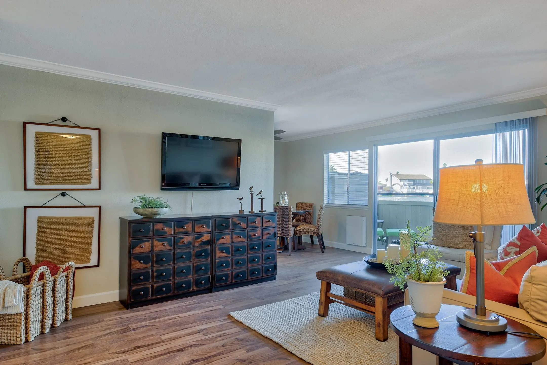 Living Room - Shadow Cove - Foster City, CA
