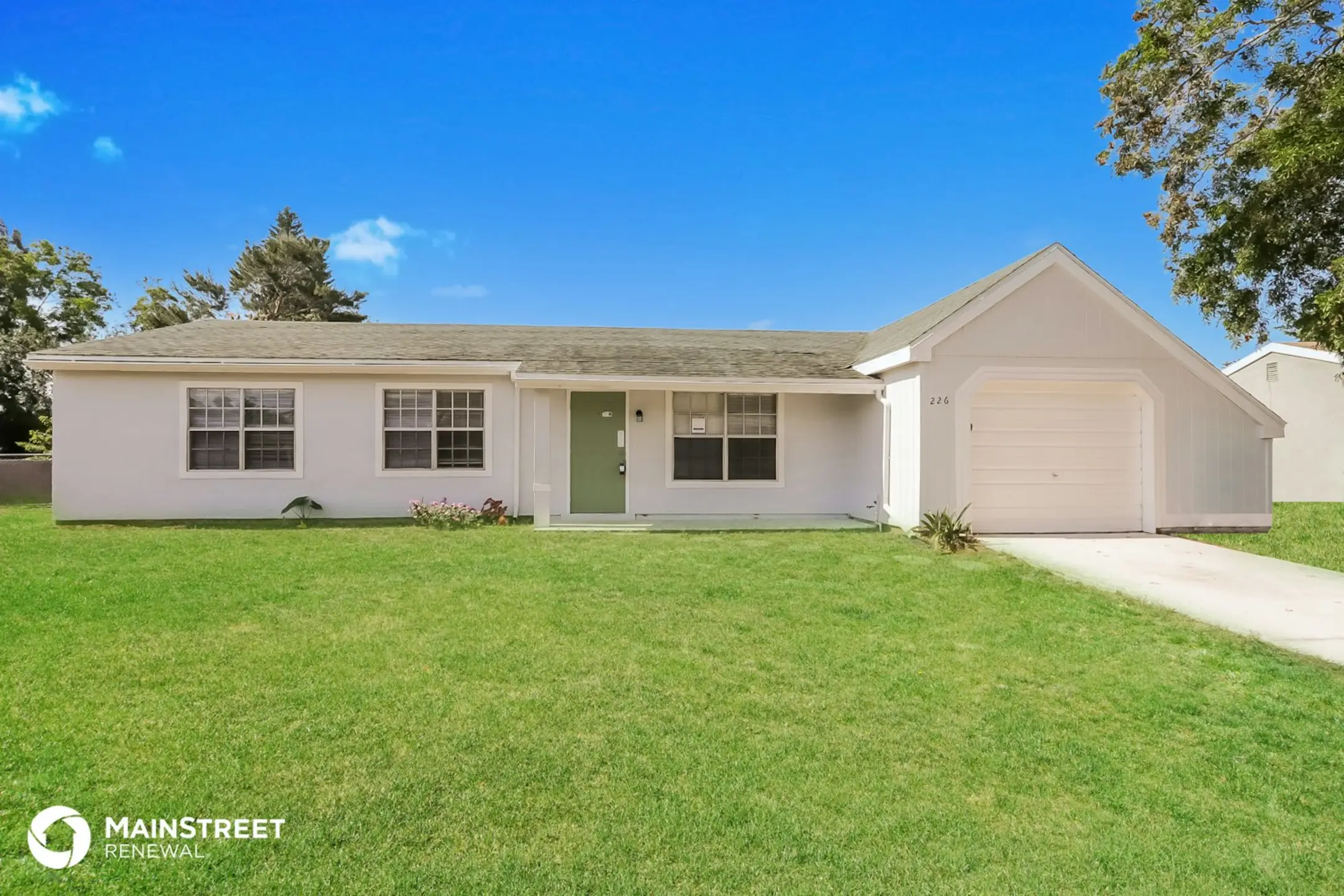 226 SW Cherryhill Rd  