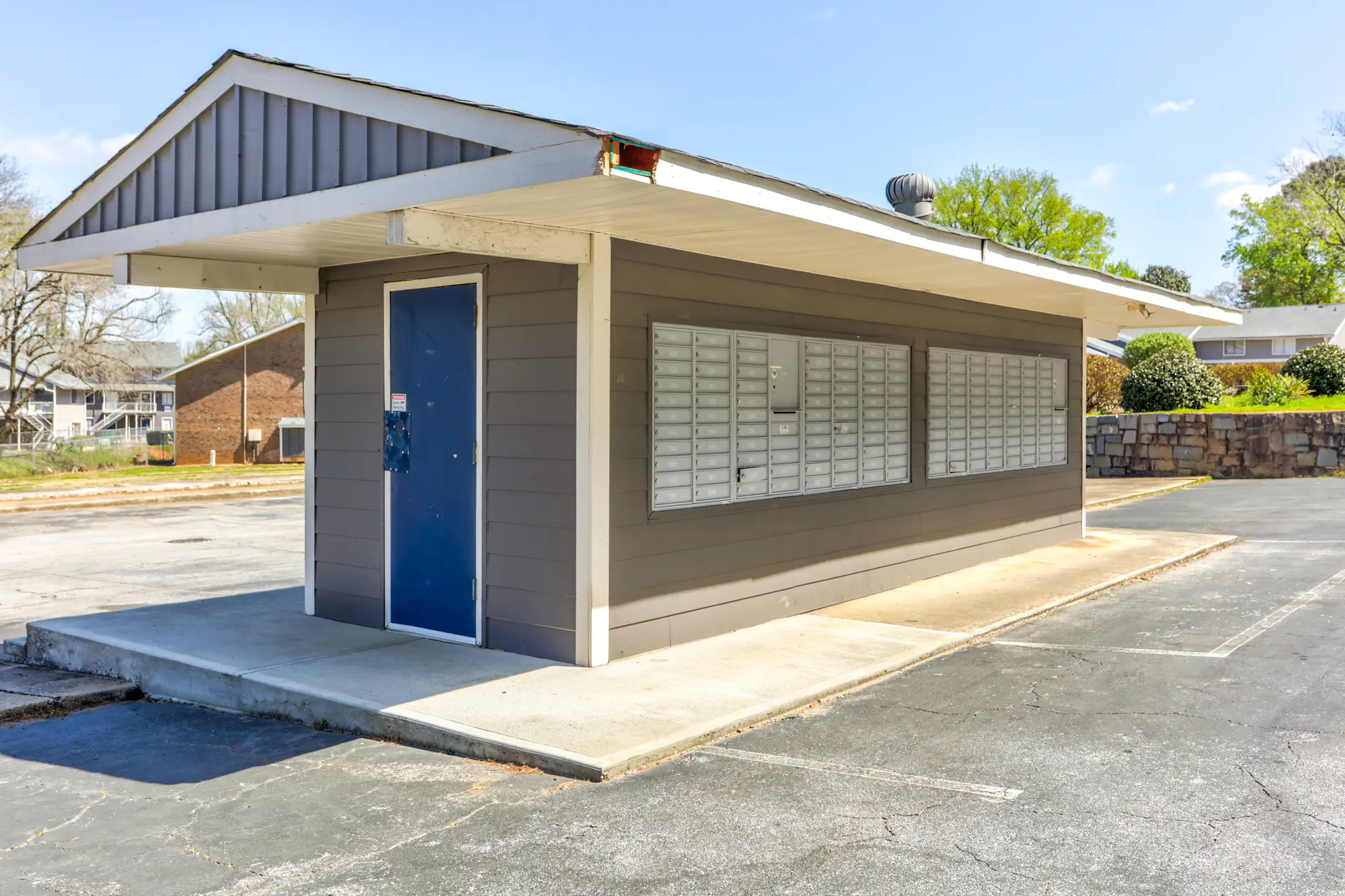 Chelsea Gardens 2135 Godby Rd Atlanta, GA Apartments for Rent Rent.