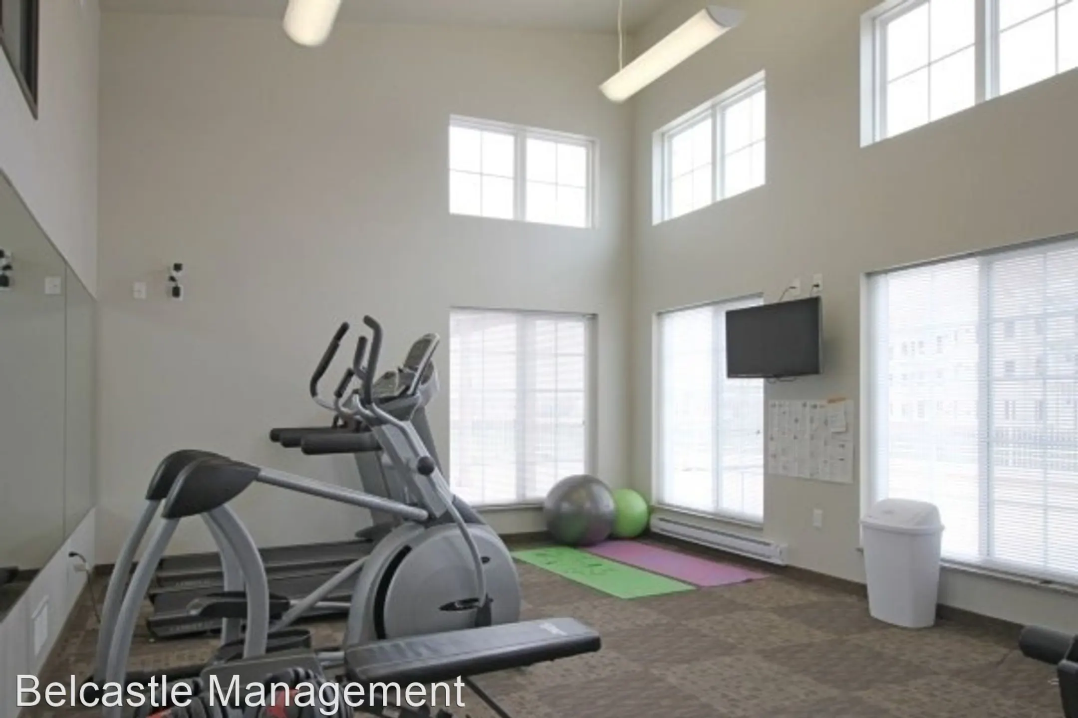 Fitness Weight Room - Citadel Apartments - Bismarck, ND