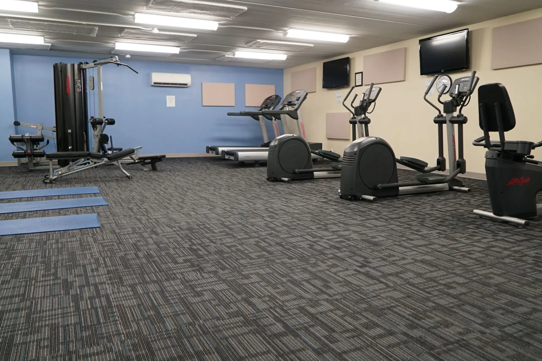 Fitness Weight Room - Radcliff House - Bryn Mawr, PA