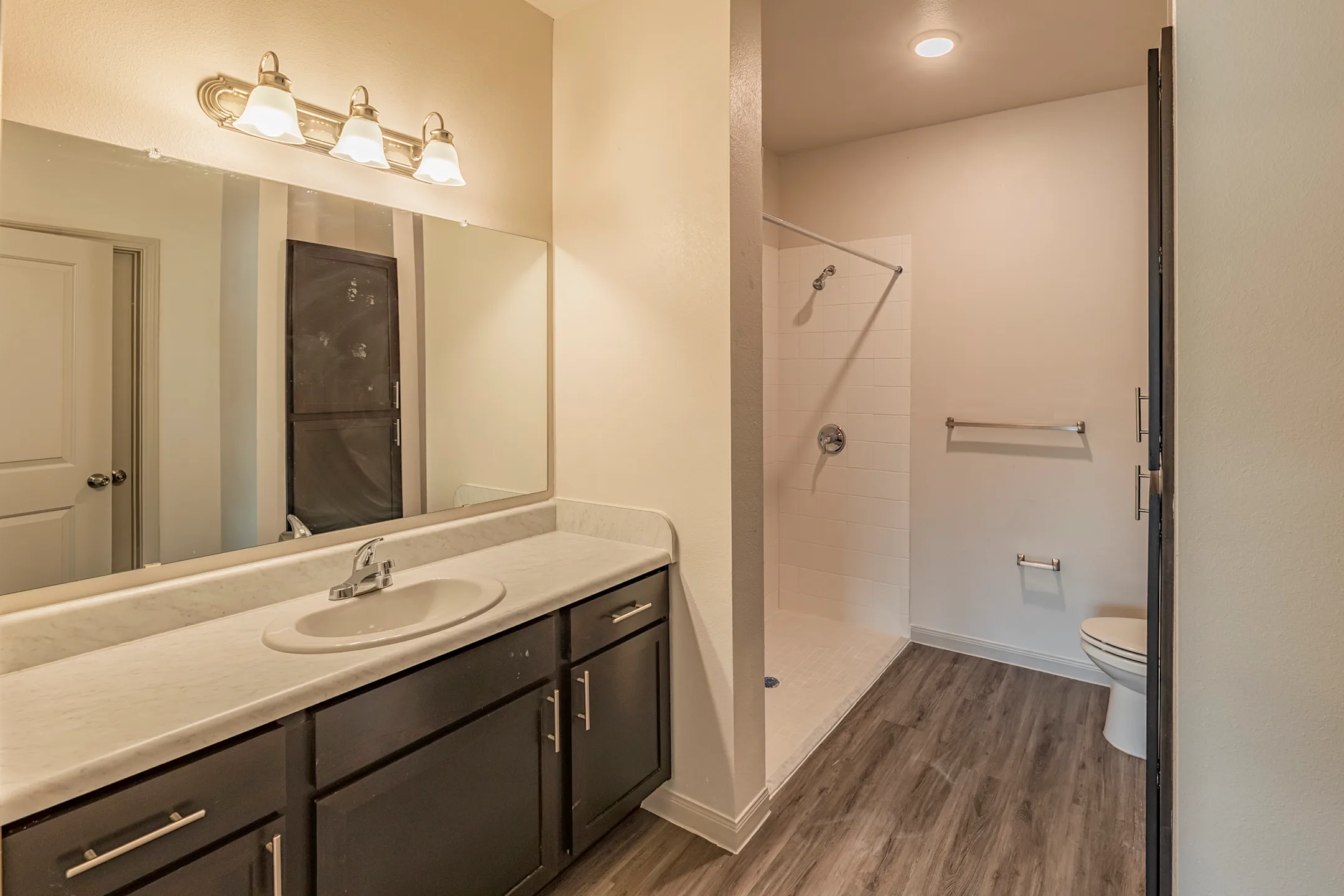 Ovation Independent Senior Living 8475 Lakeside Blvd Olmito, TX