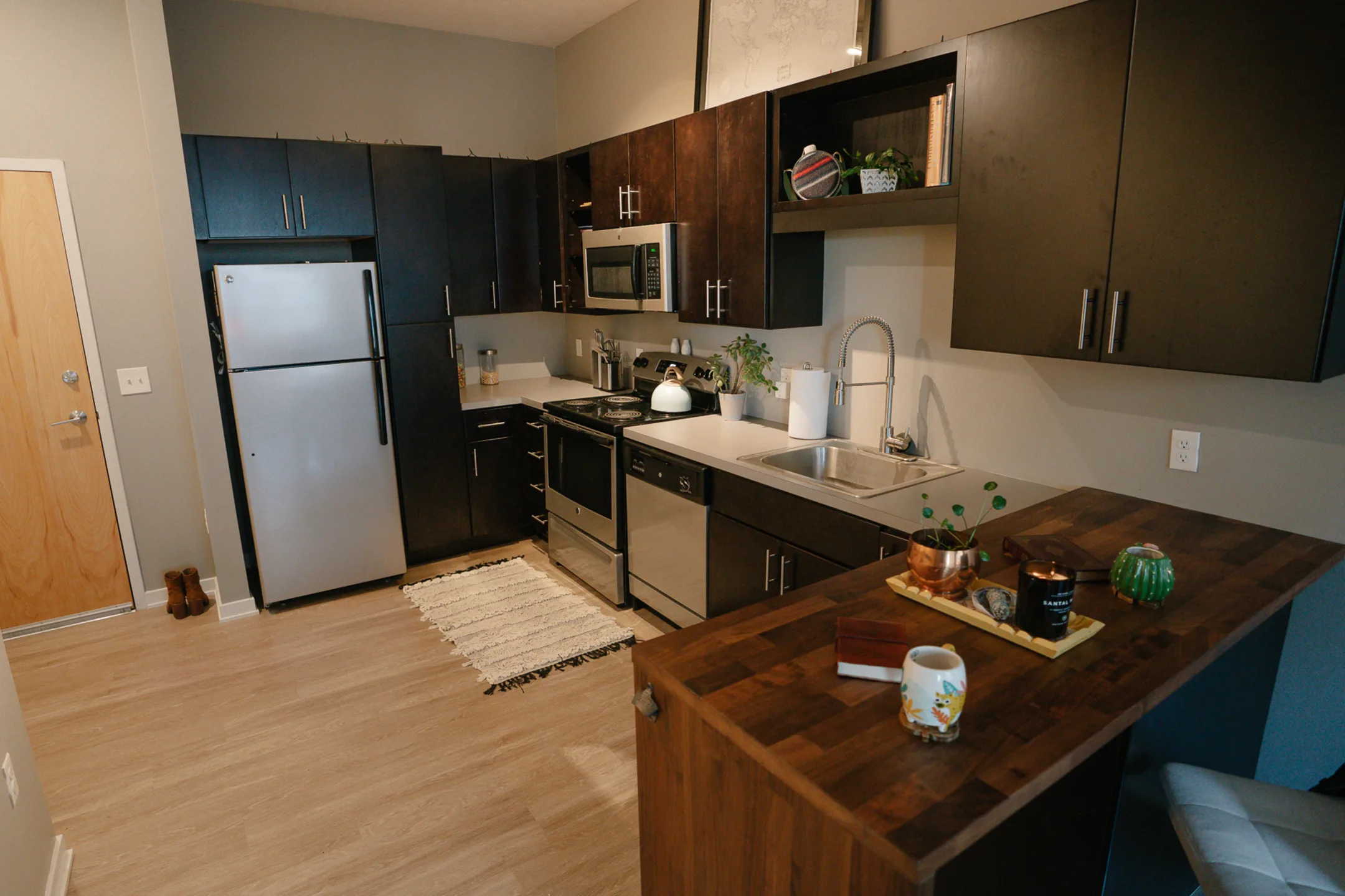 Benson Lights Apartments 3030 N 60th St Omaha, NE Apartments for