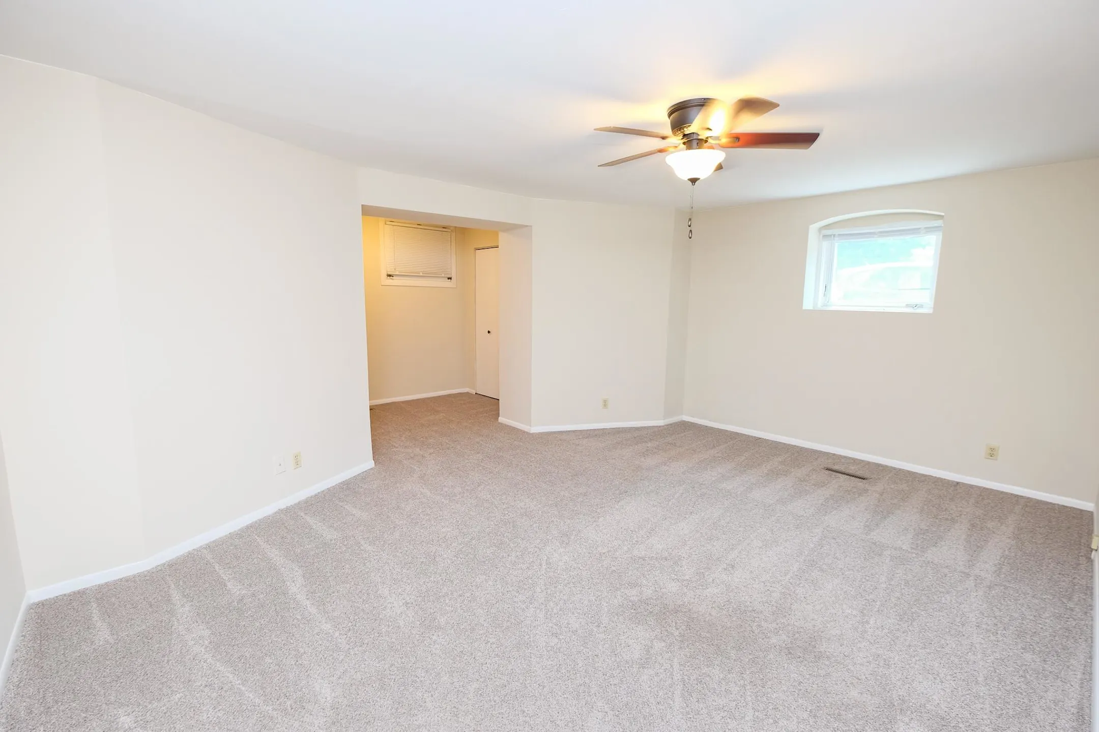 Bedroom - St. Anthony Flats - Saint Paul, MN