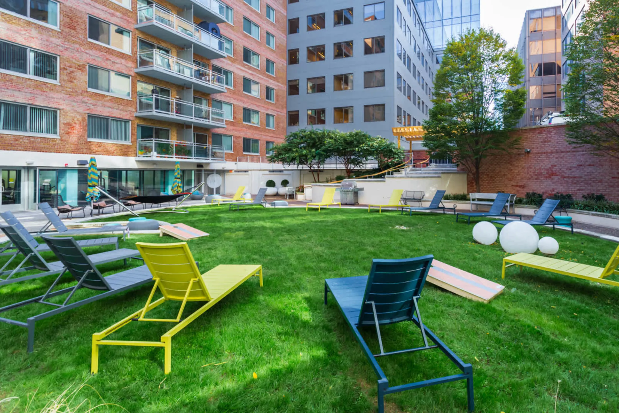 The Flats at Dupont Circle 2000 N St NW Washington, DC Apartments