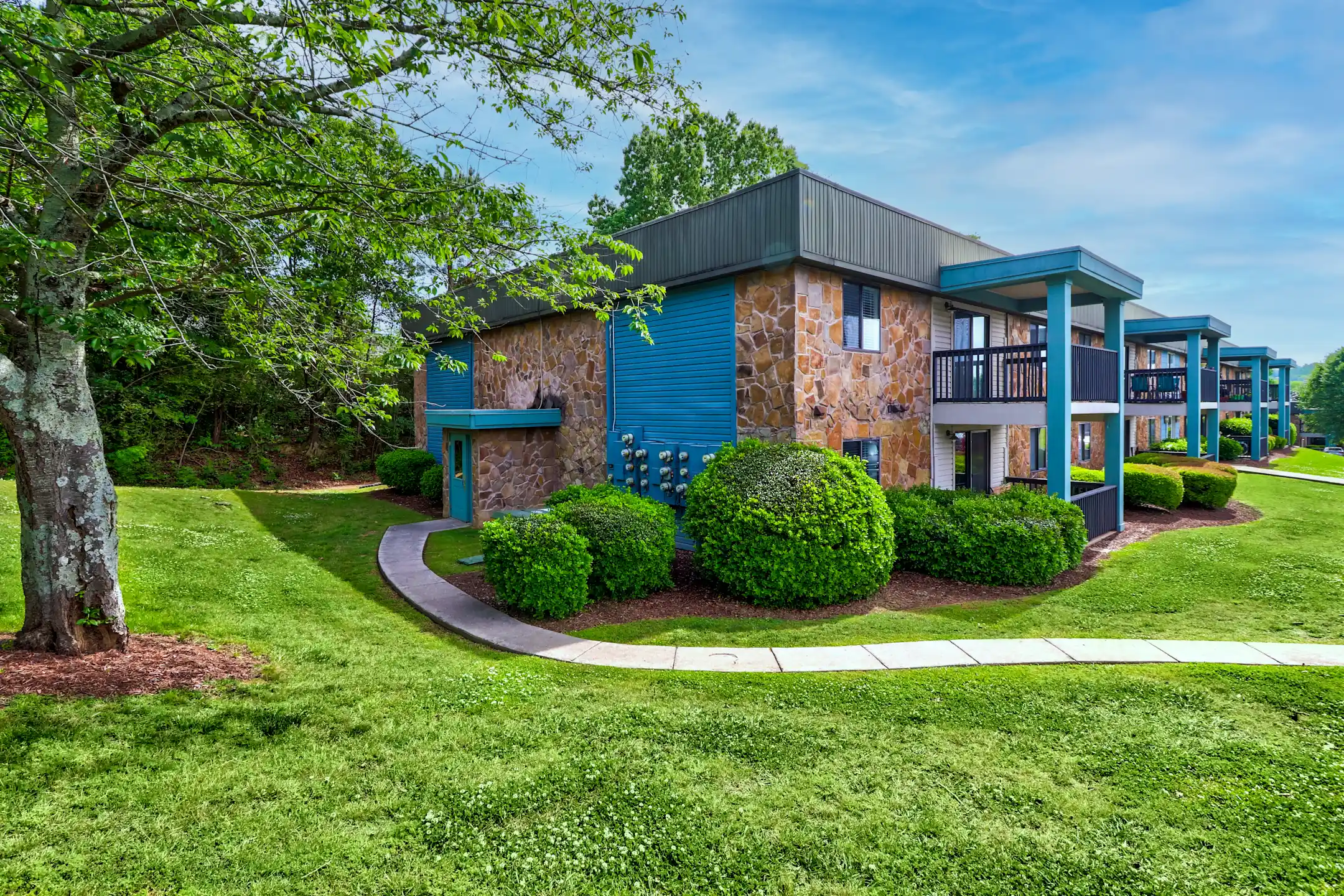 Building - The Grove at Hickory Valley - Chattanooga, TN