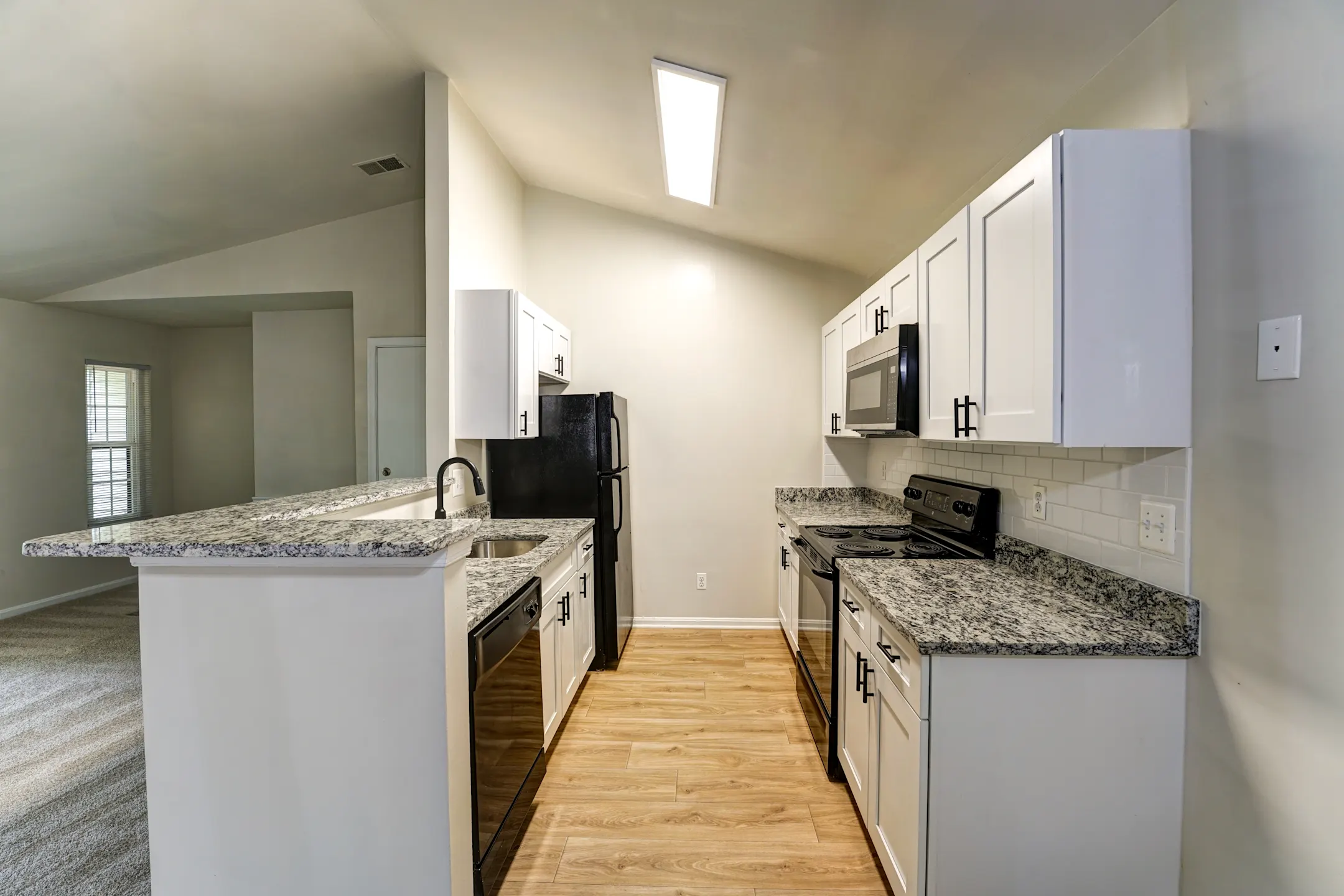 Valor Apartments Silver Spring, MD 20904