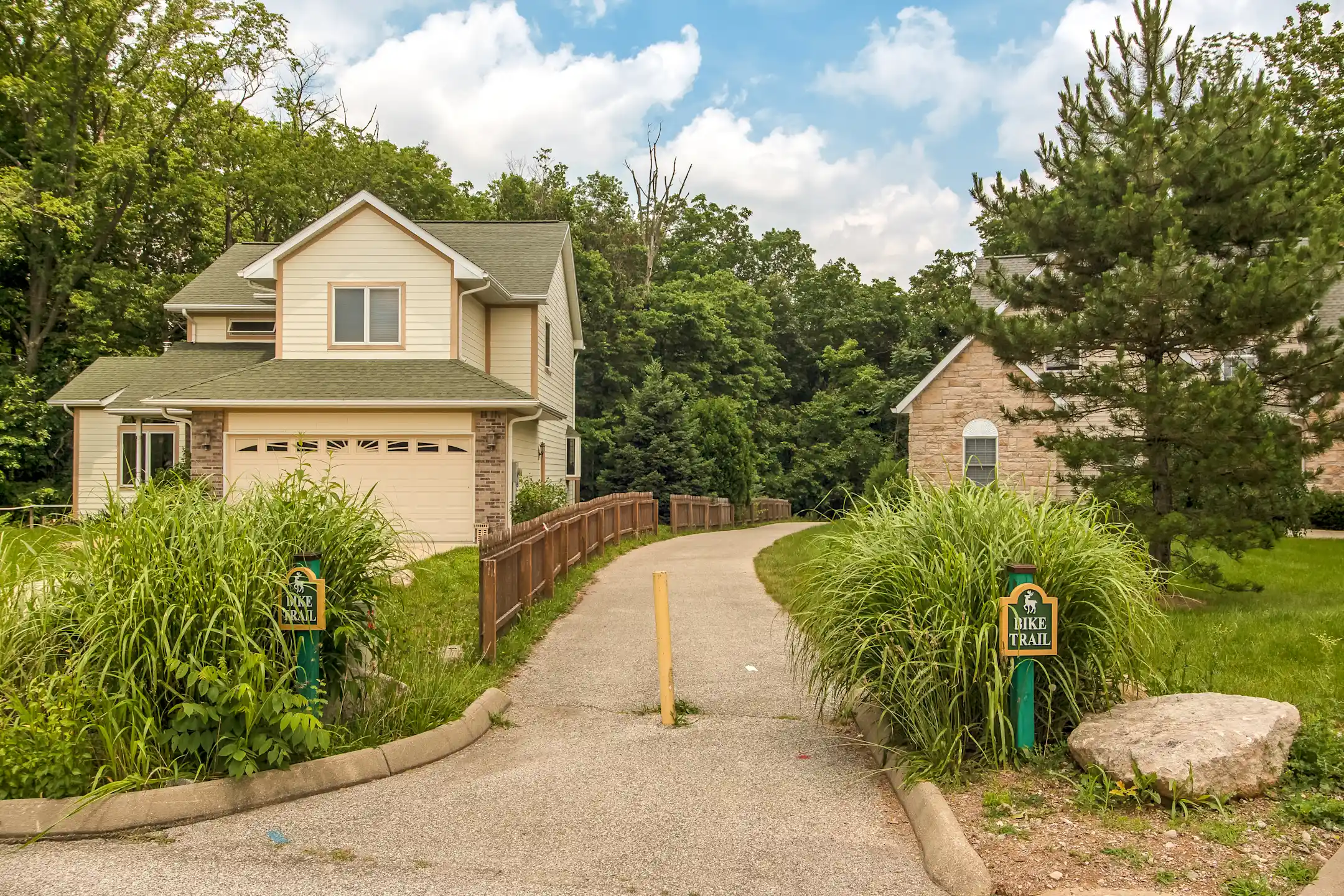 Deer Park Apartments Bloomington, IN 47401