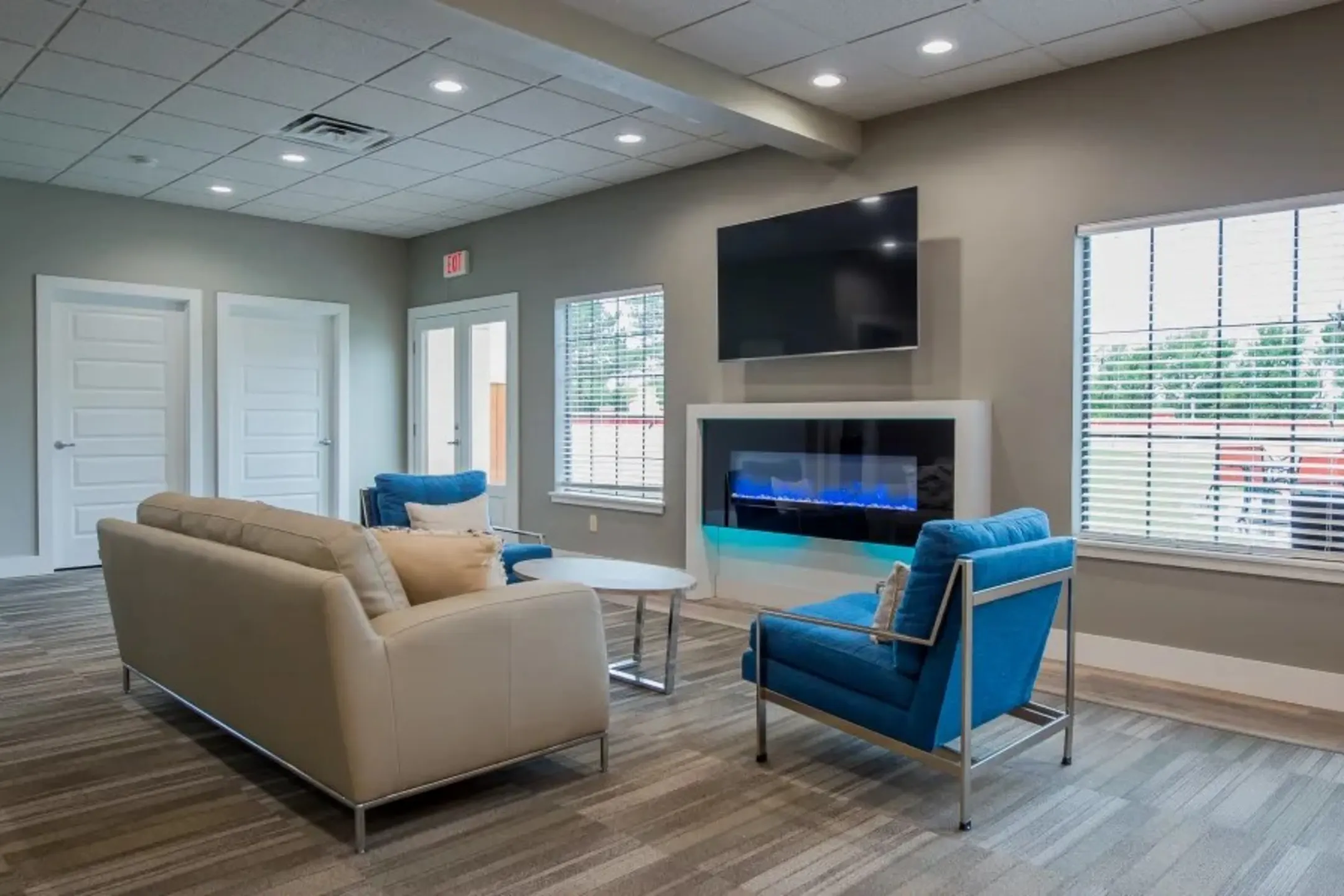 Living Room - Council Place - Oklahoma City, OK