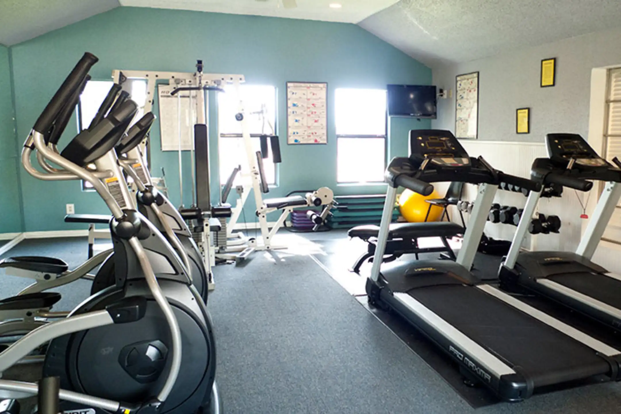 Wood Trail Apartments - Bryan, TX