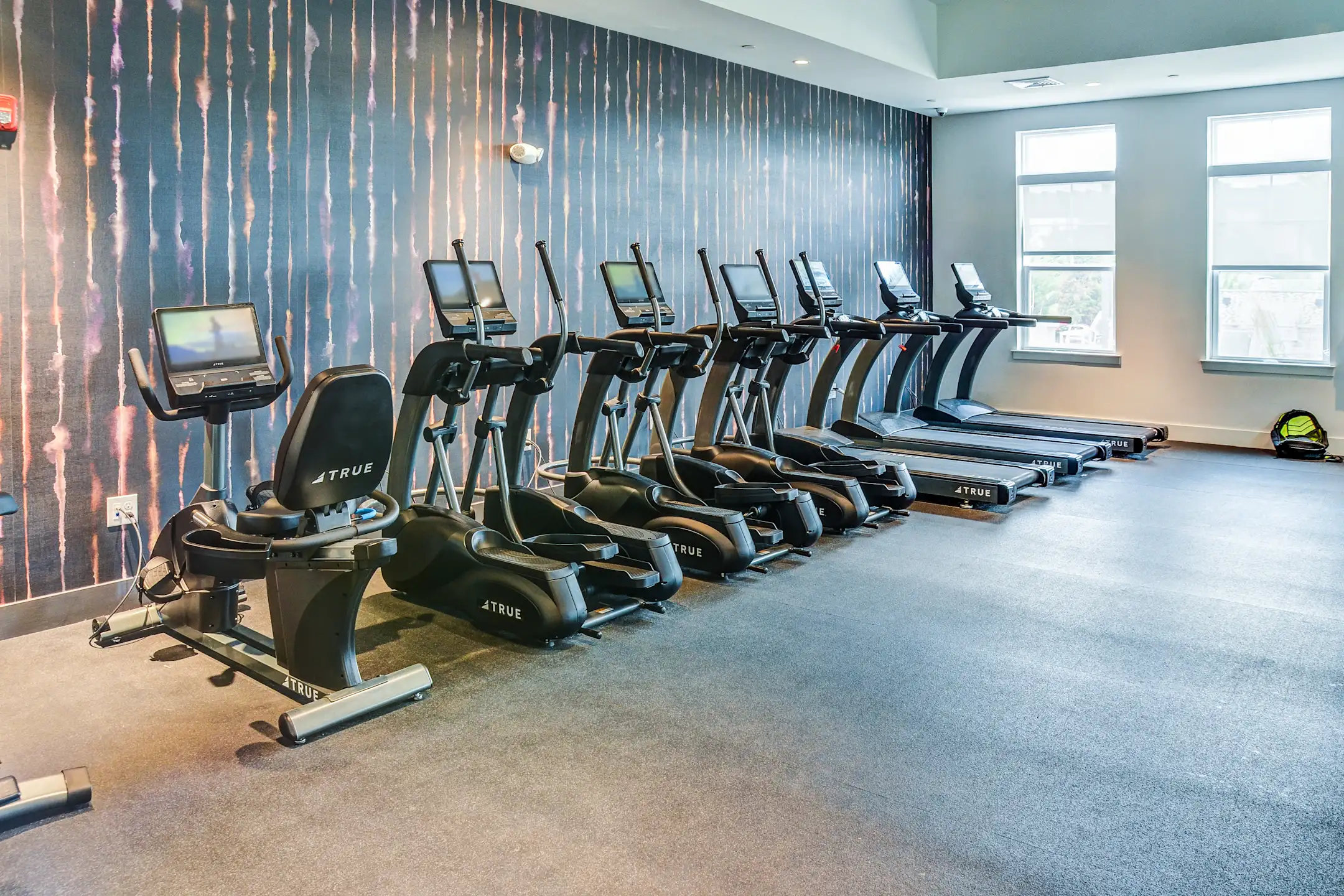 Lehigh Hills 100 Aviv Street Fogelsville, PA Apartments for Rent