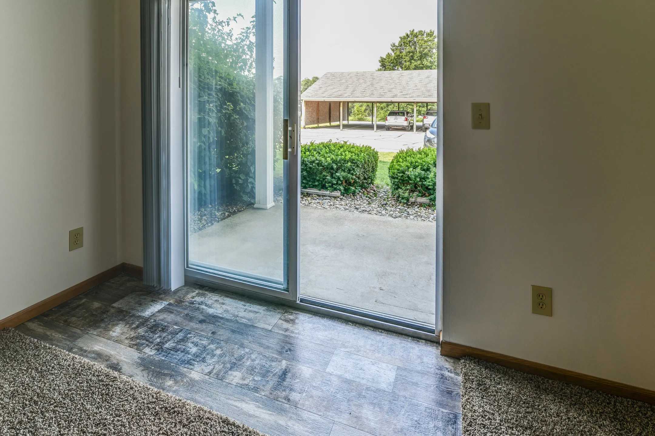 ThornBarry Apartments 525 104 Lincoln St Middleville, MI