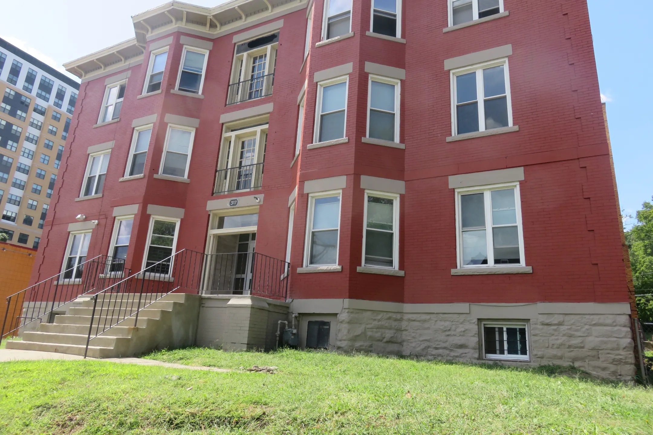 Oakland Apartments Apartments Pittsburgh, PA 15213