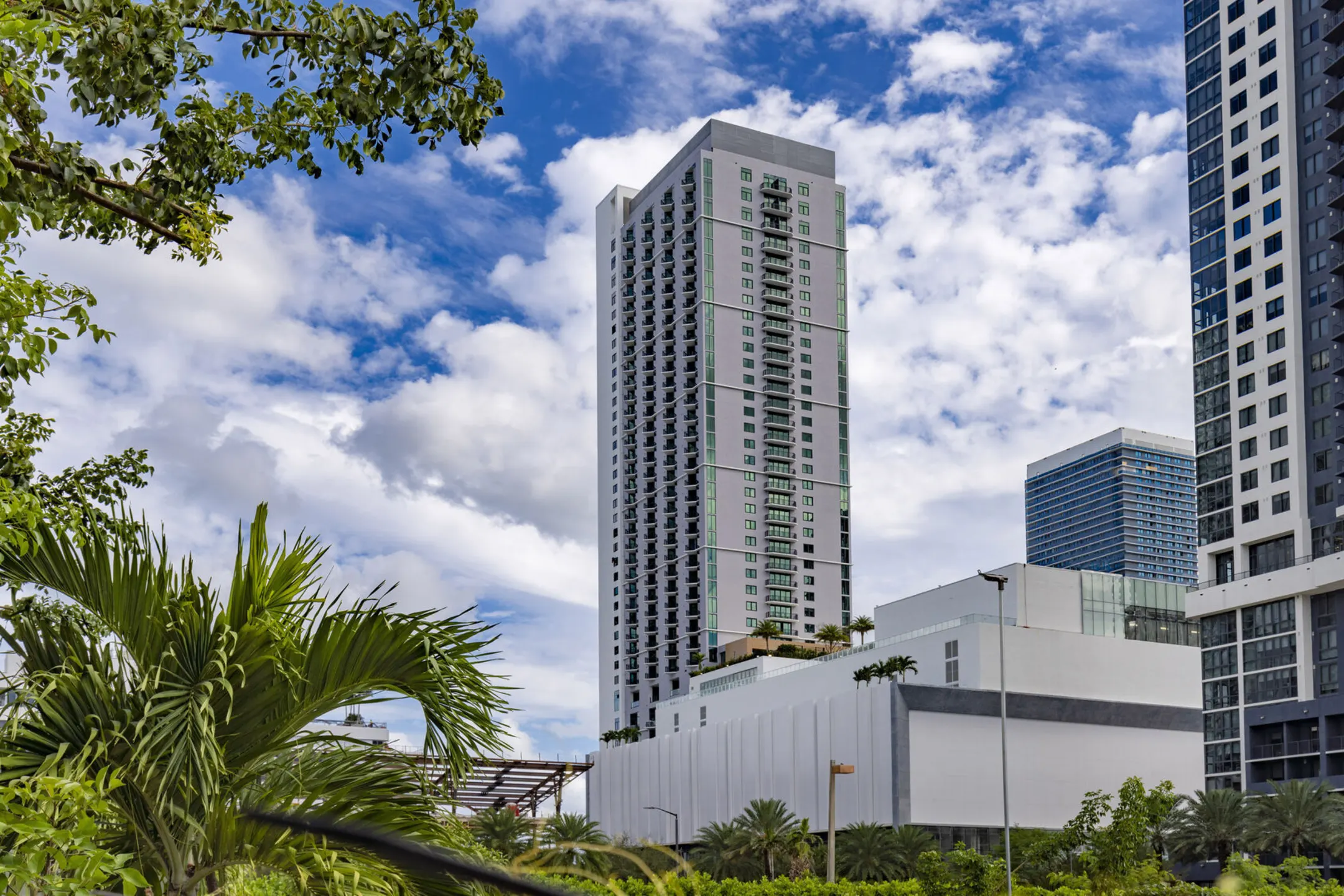 Building - Bezel at Miami - Miami, FL