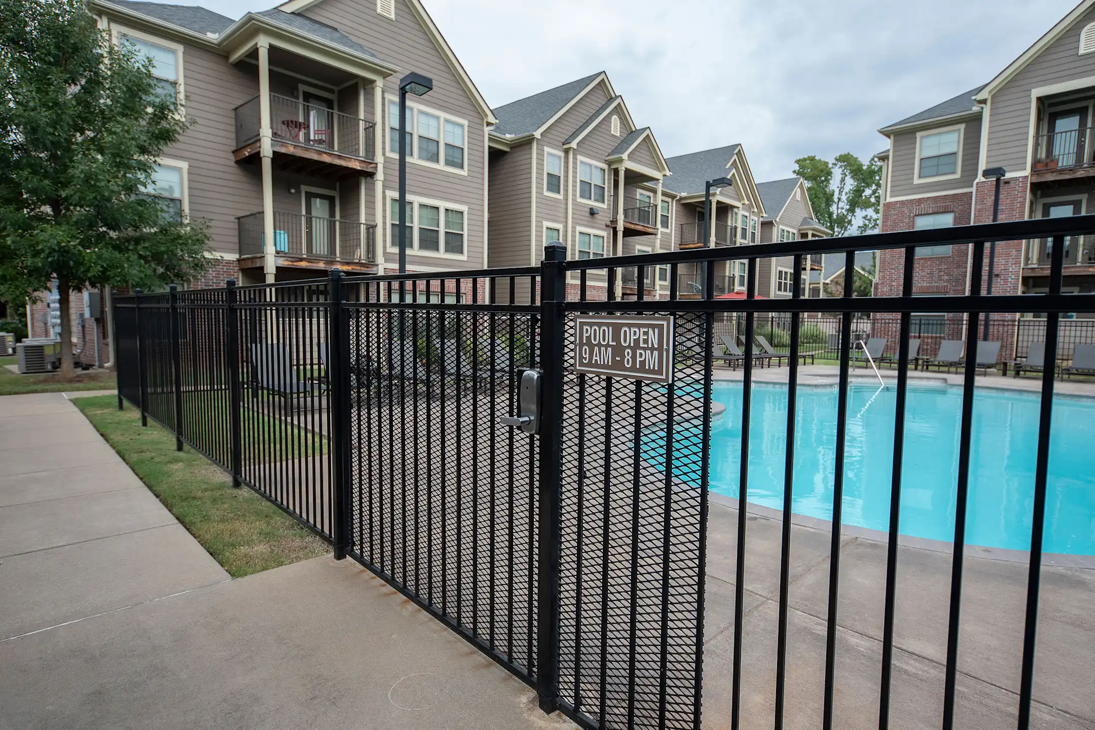 Centerstone Apartments 835 S Donaghey Ave Conway, AR Apartments for