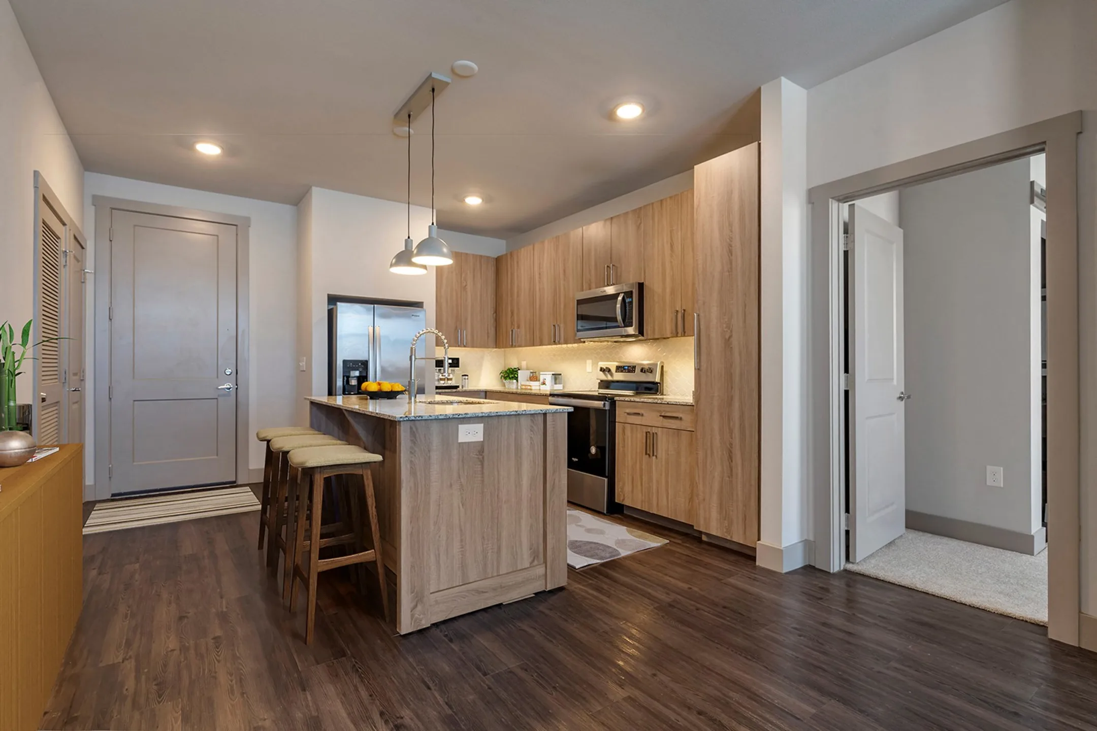 The Cosmopolitan Apartments Tulsa, OK 74119