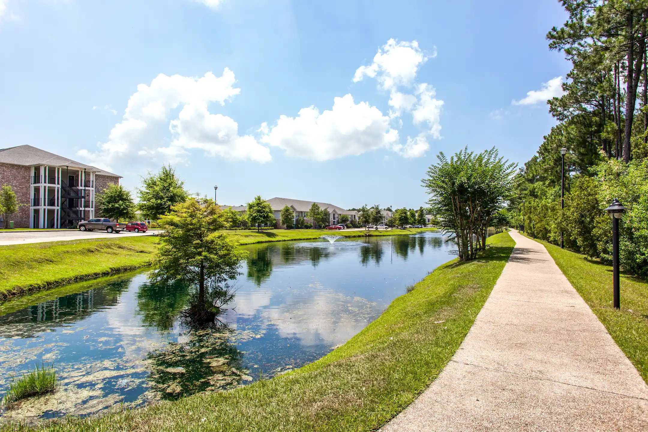 Arbor Place Apartments Biloxi, MS 39532