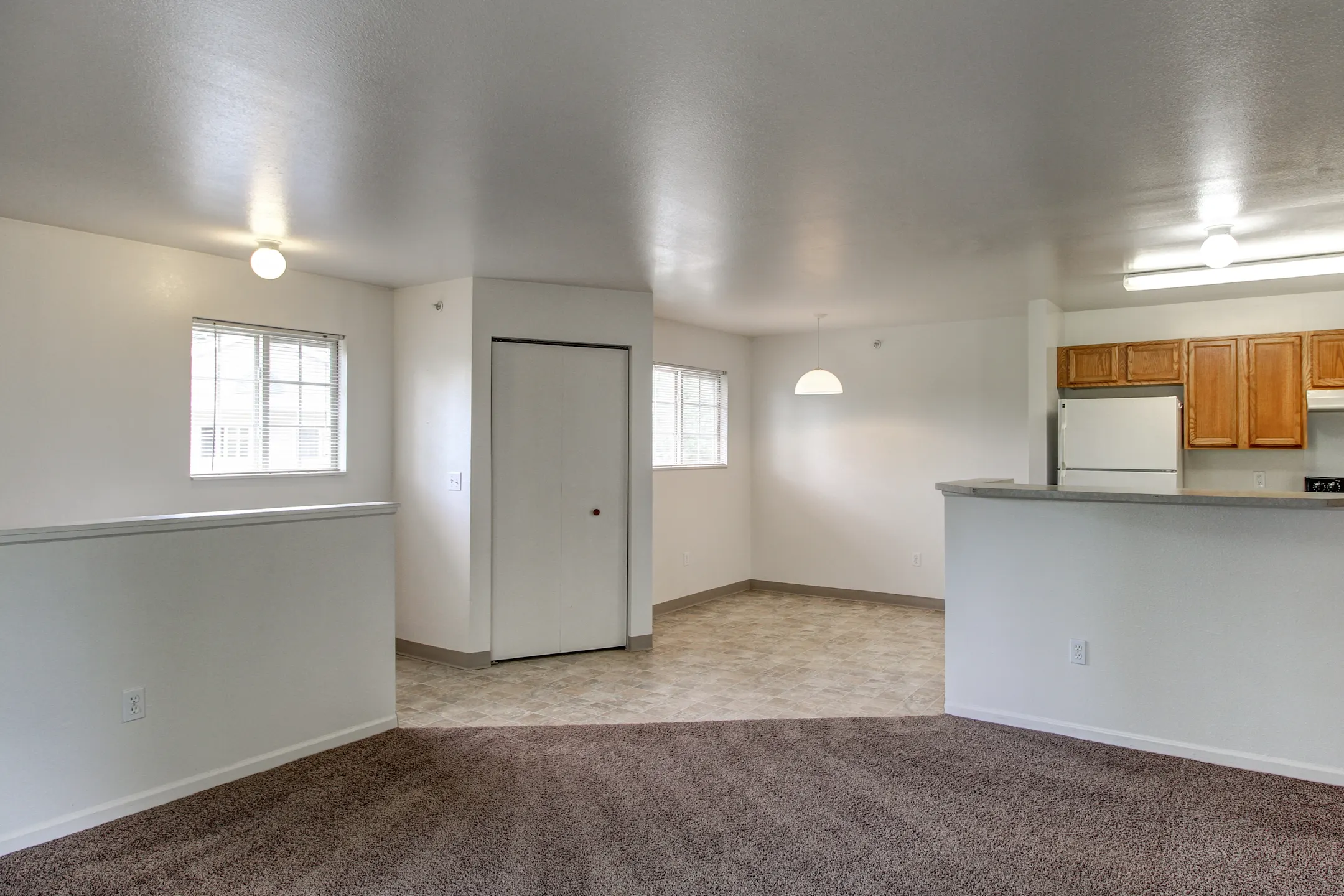 Emerald Park & Emerald Woods Apartments 326 Cross Oaks Dr Plainwell