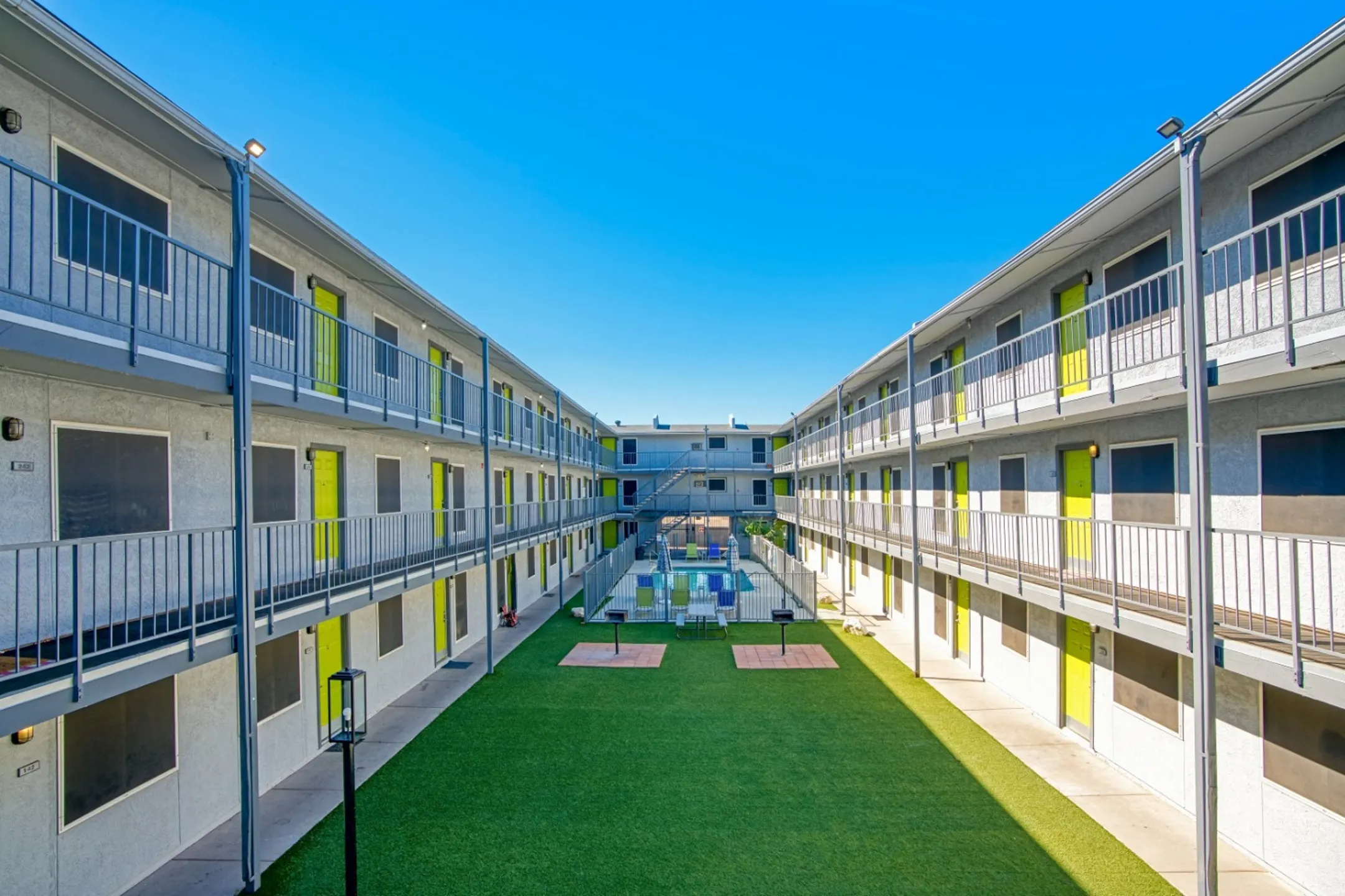 Elevate South Mountain Apartments Phoenix, AZ 85042