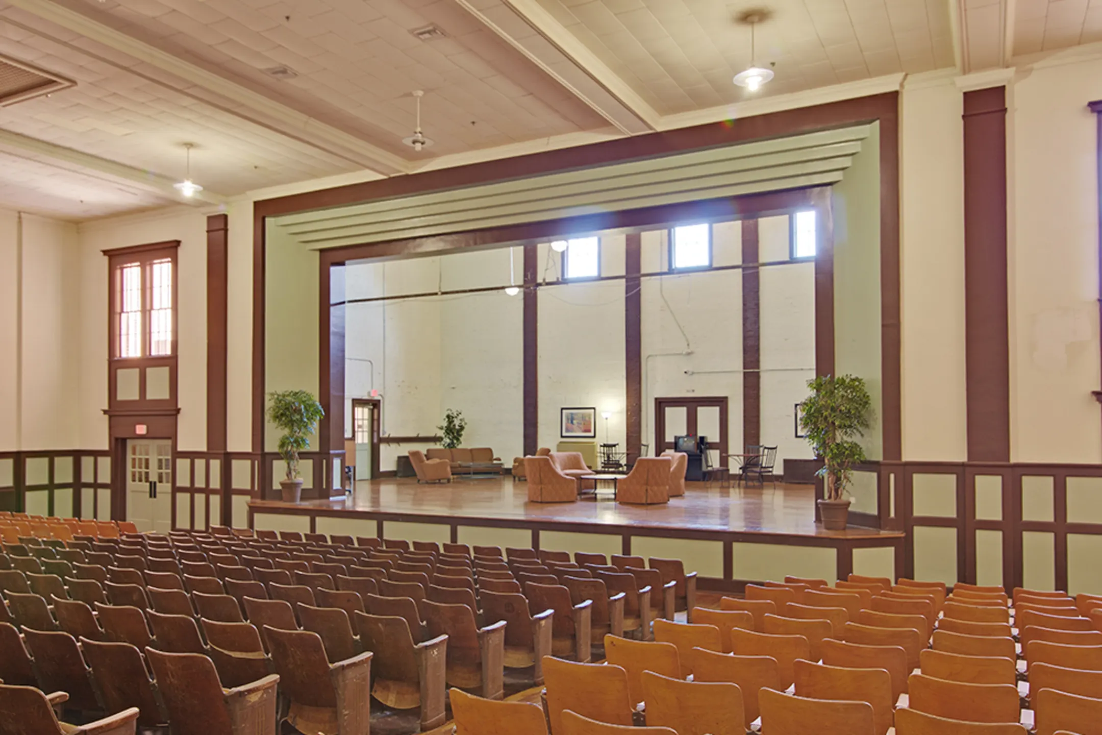 Central School Apartments 401 East Washington Avenue Bessemer City