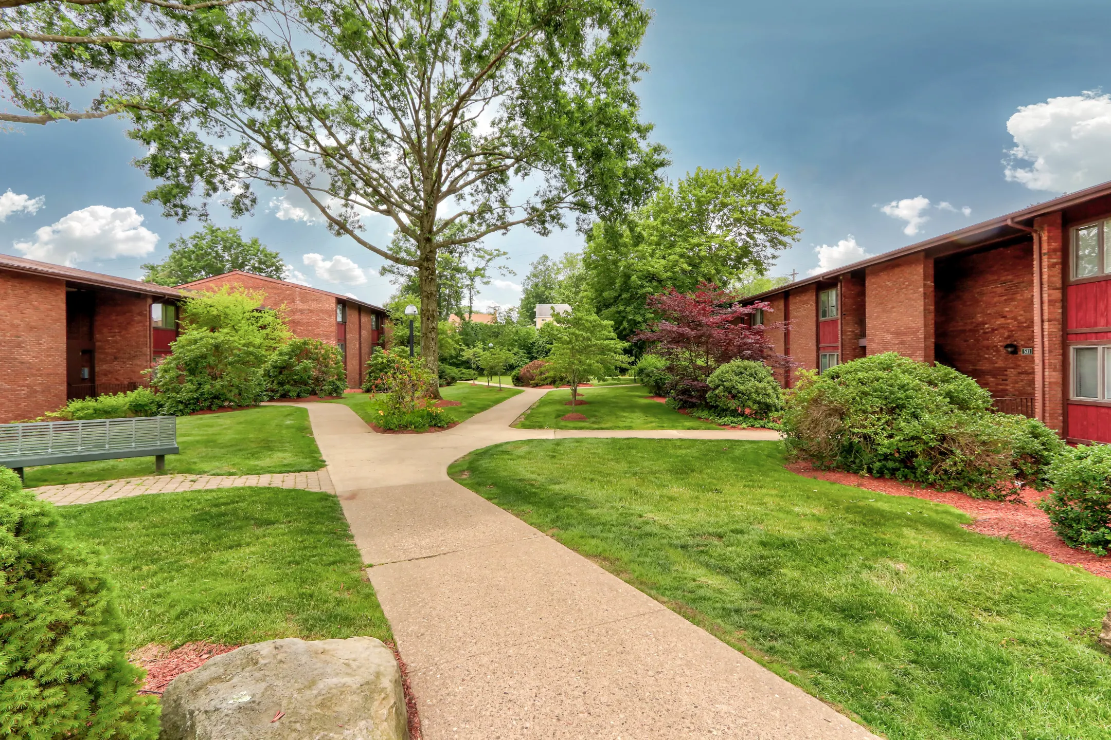 Monroeville Apartments At Deauville Park