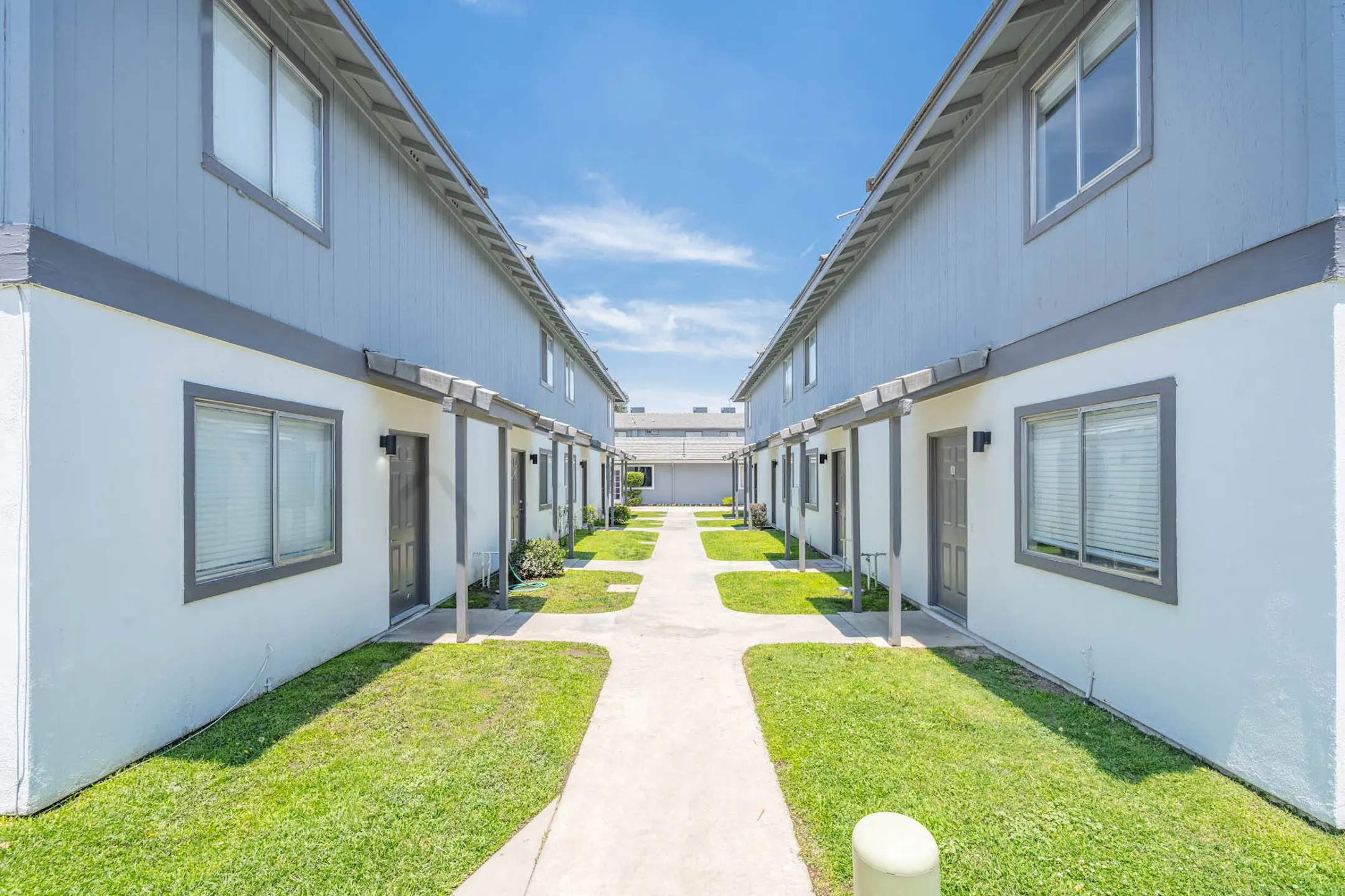 Oak Park Townhomes 1100 Martin Luther King Jr Ave Tulare, CA Apartments for Rent Rent.
