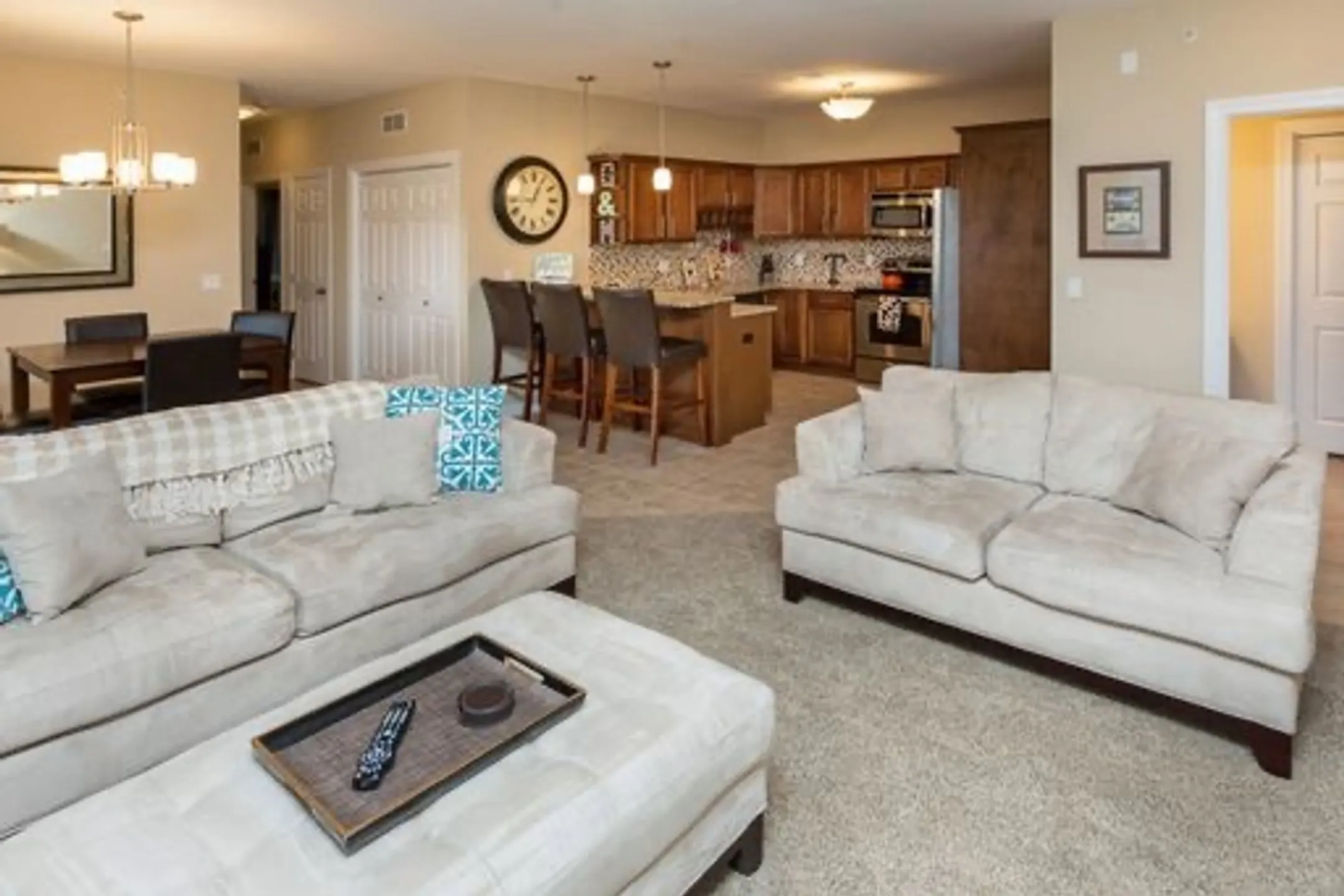 Brookside Condominiums Apartments West Des Moines, IA 50266