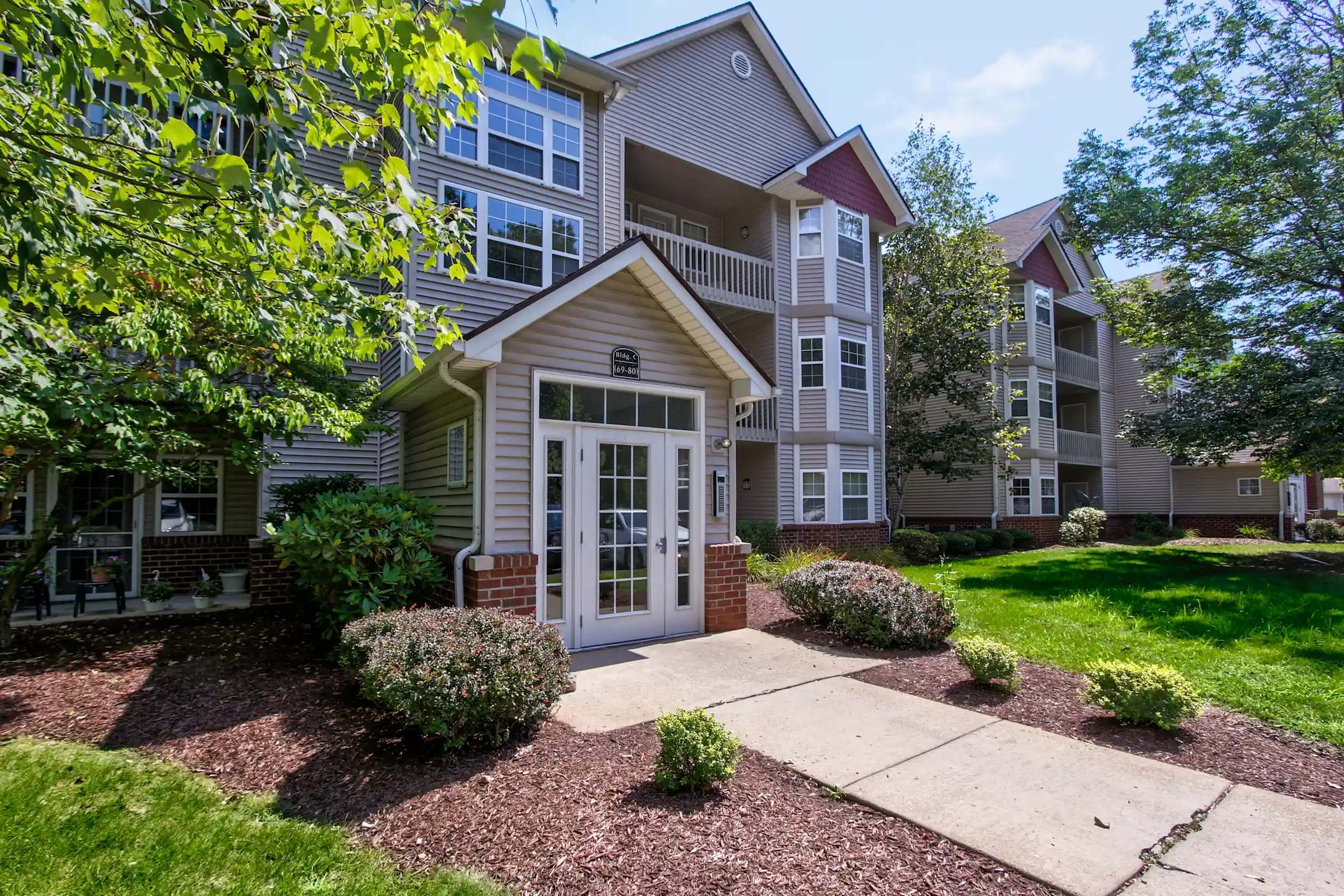 Southcreek Apartments 1100 Boardman Canfield Rd Youngstown, OH for Rent Rent.