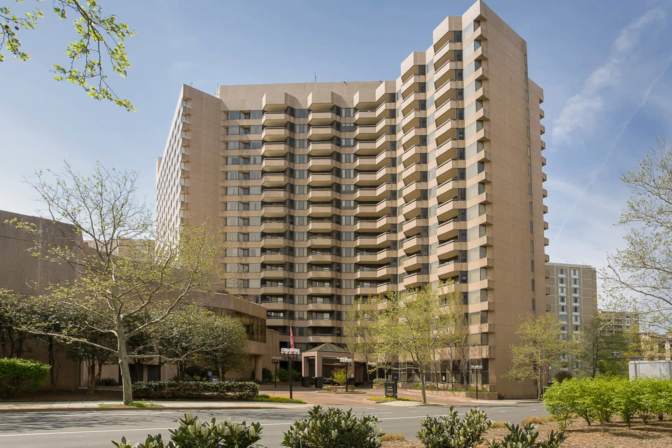 Building - Marlowe Apartments - Arlington, VA